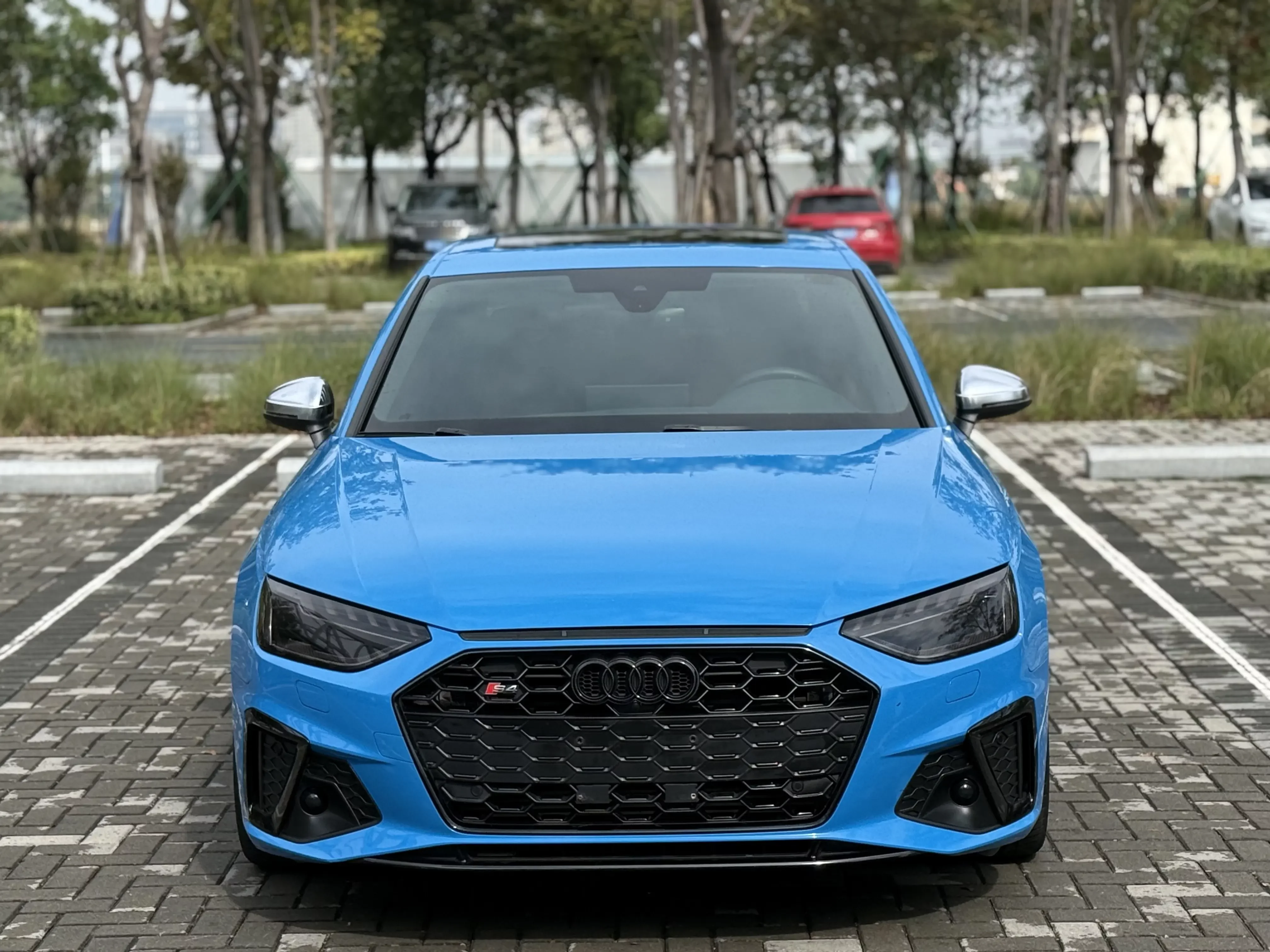 Audi S4