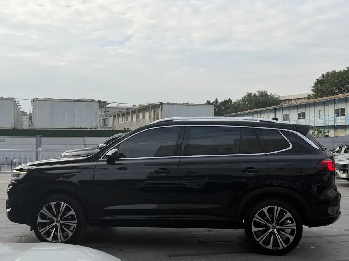 Roewe RX5 MAX