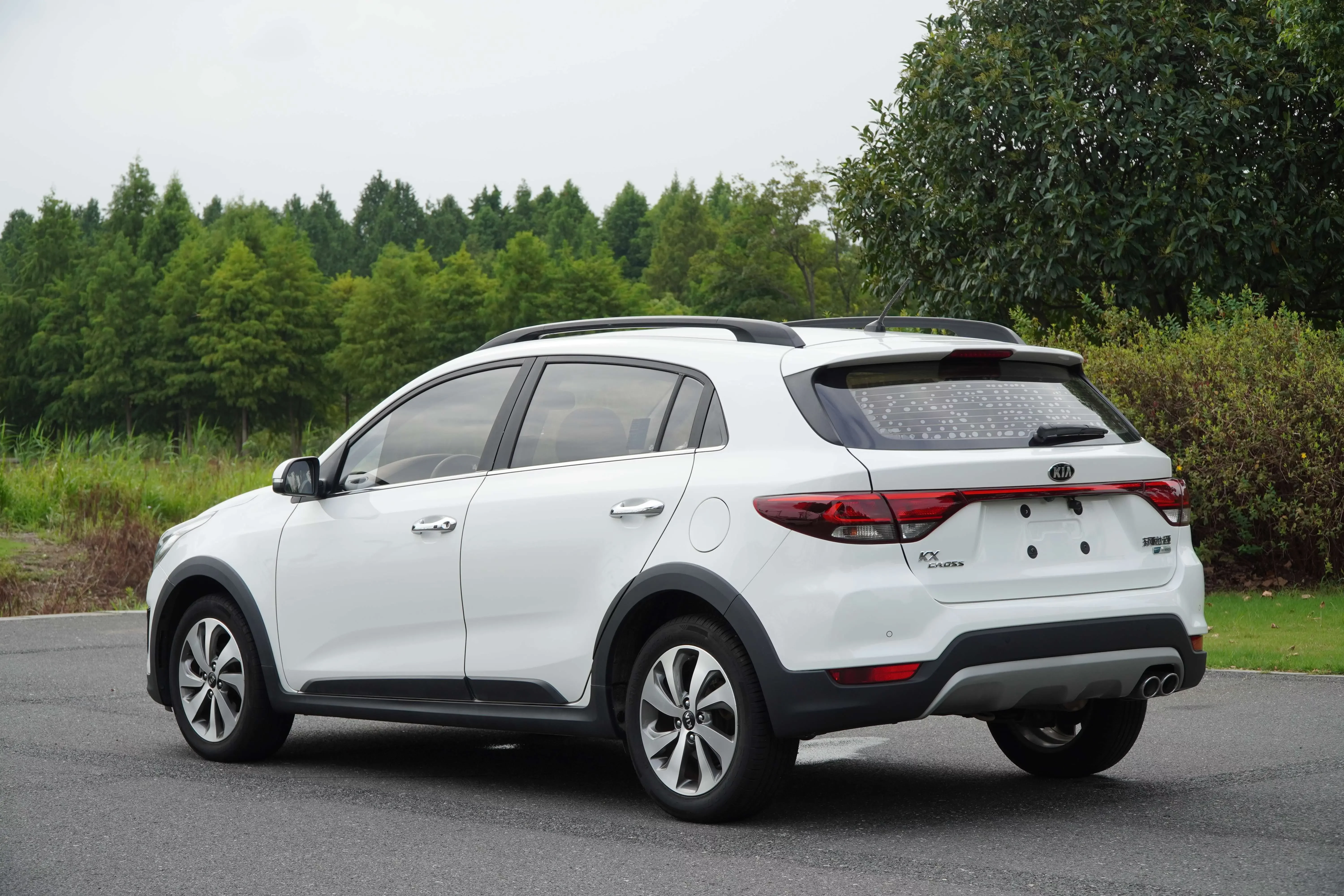 Kia KX CROSS