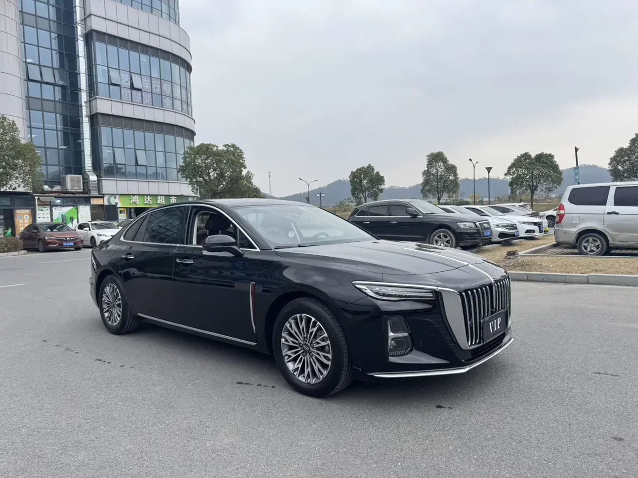Hongqi H5