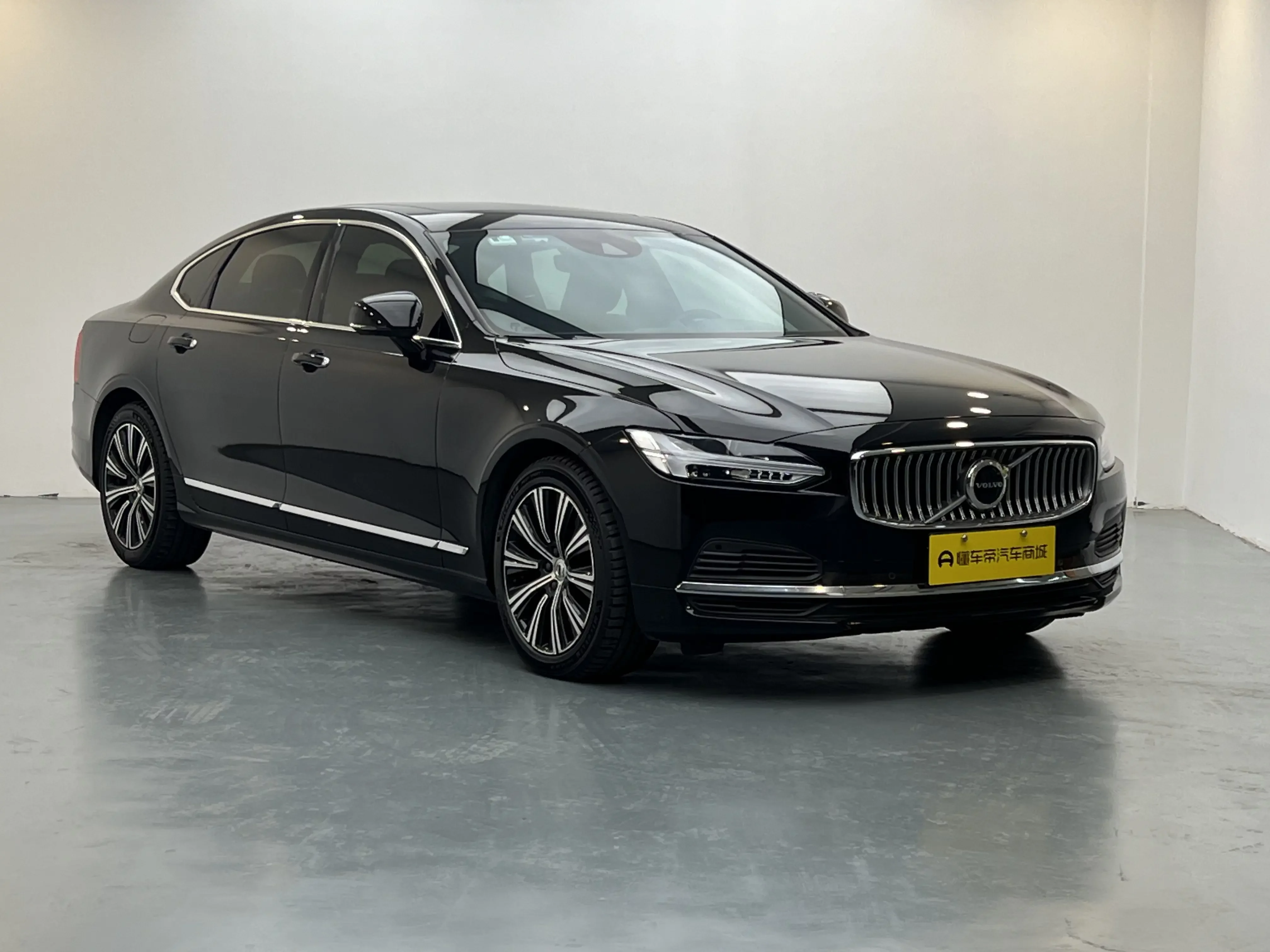 Volvo S90 PHEV