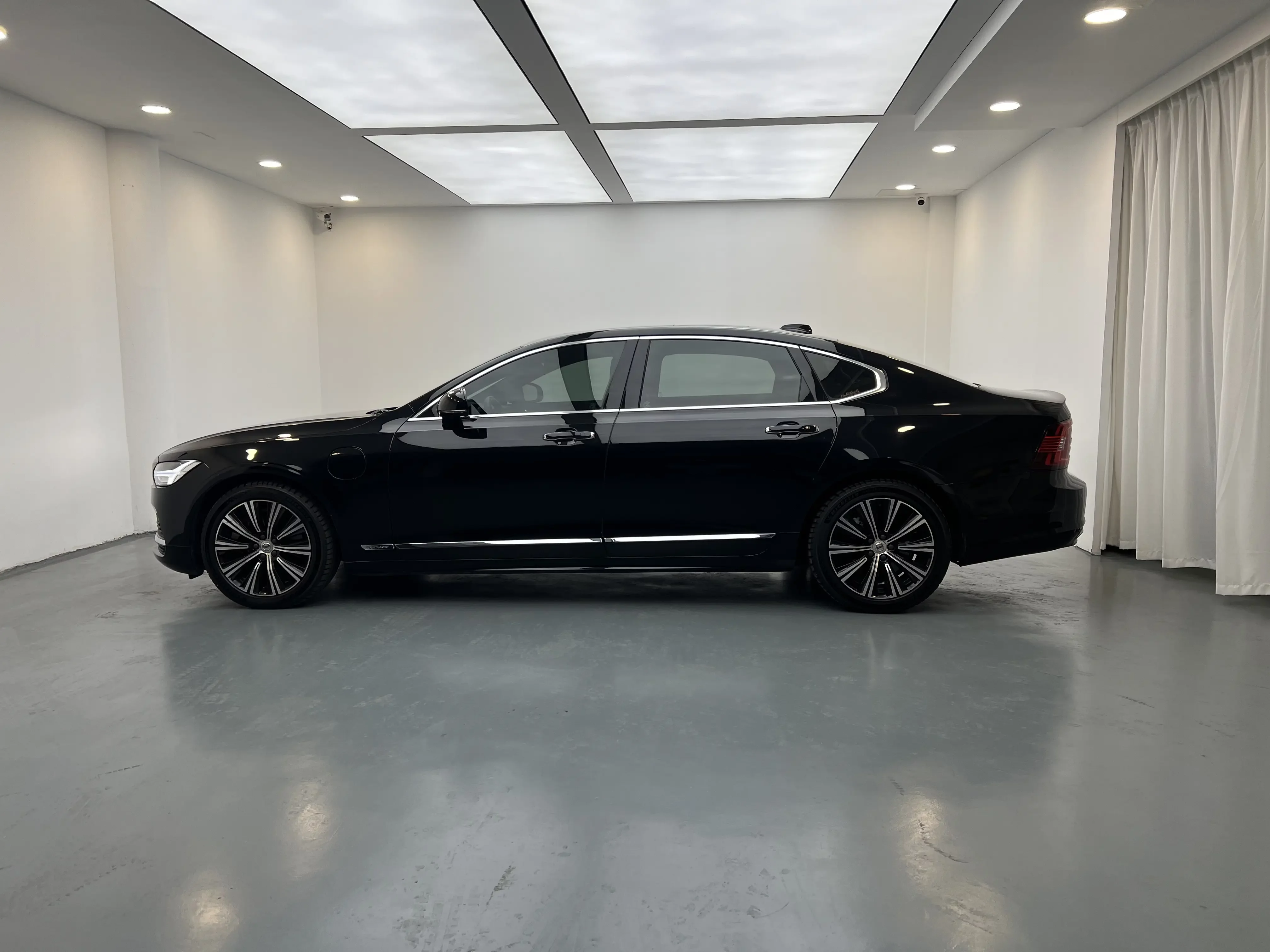 Volvo S90 PHEV
