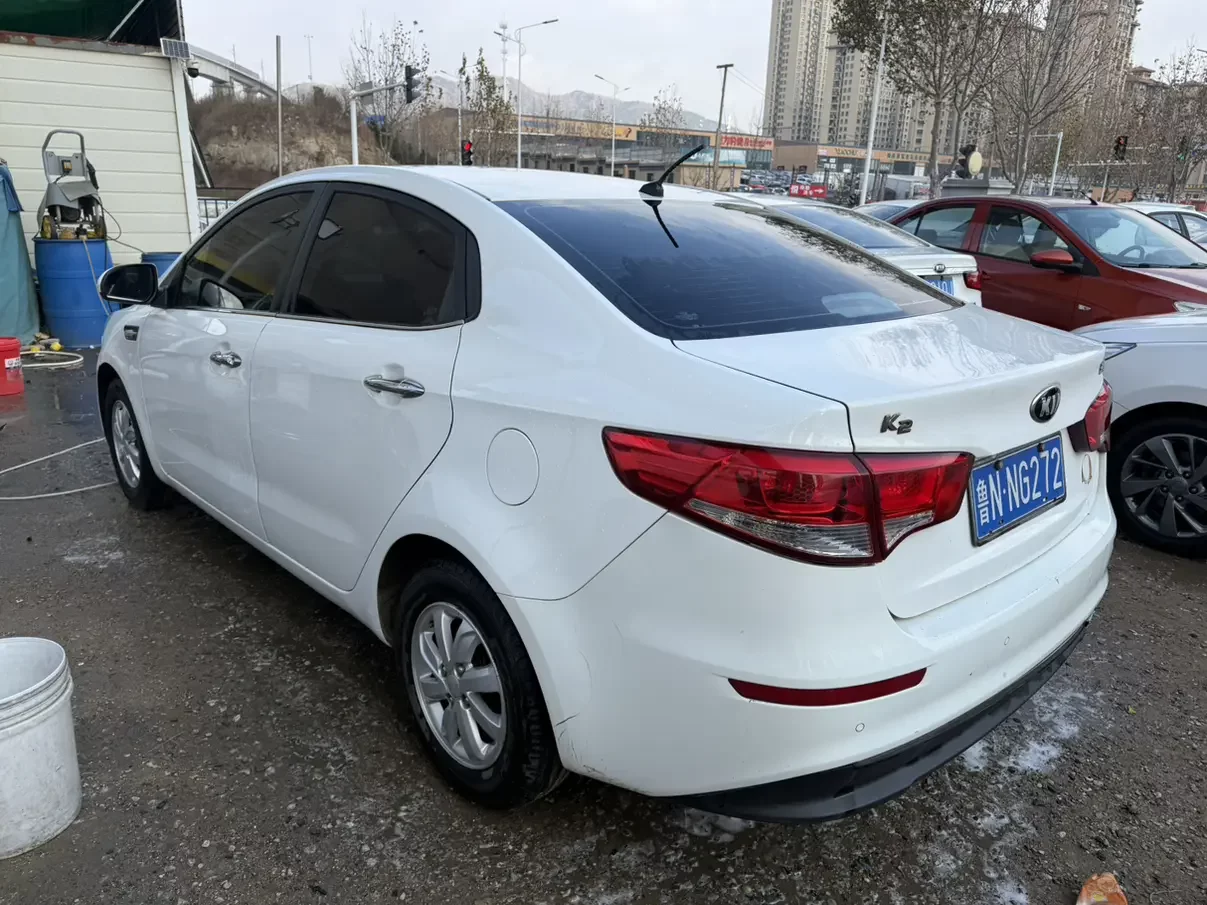 Kia K2