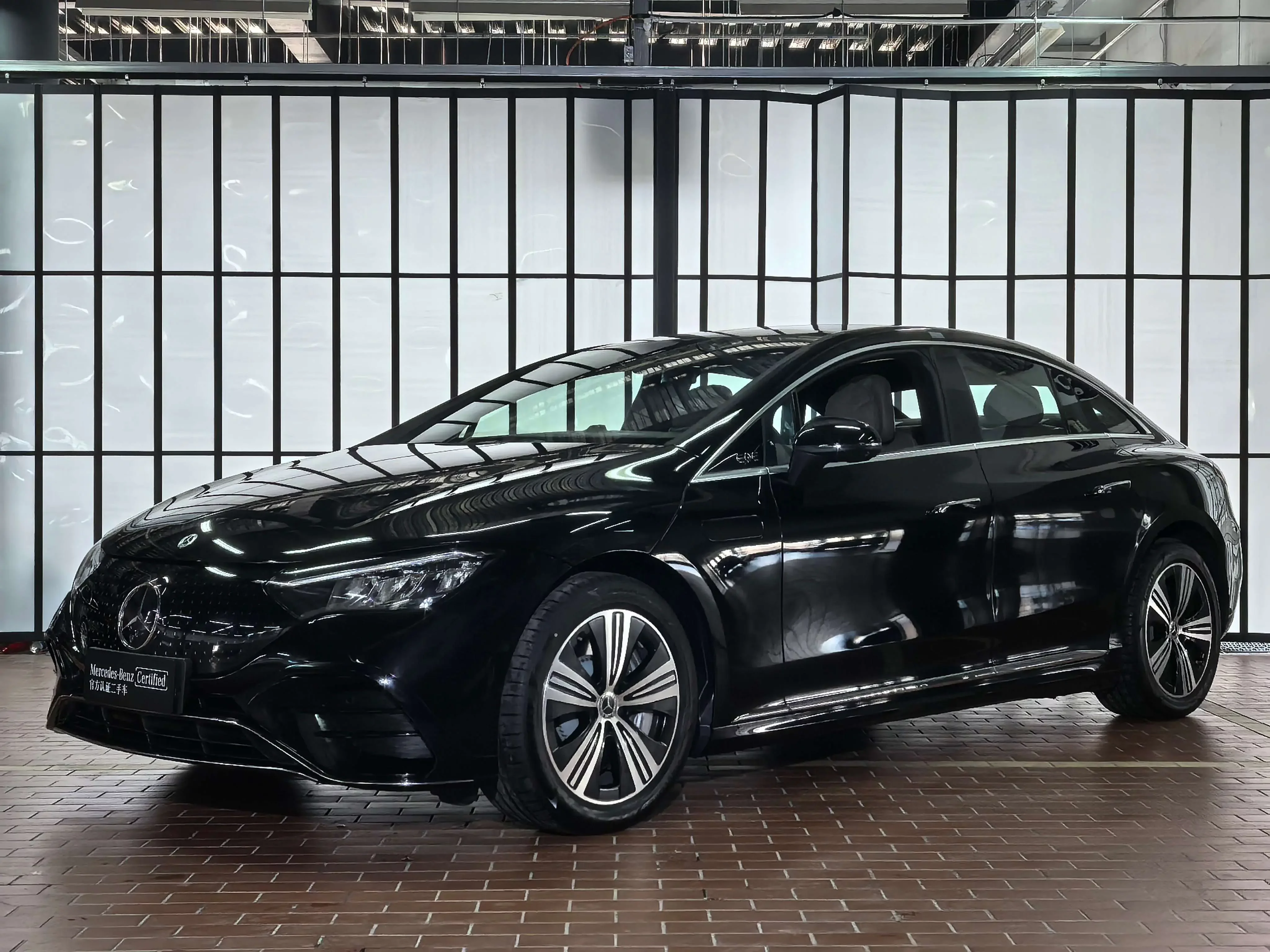 Mercedes-Benz EQE