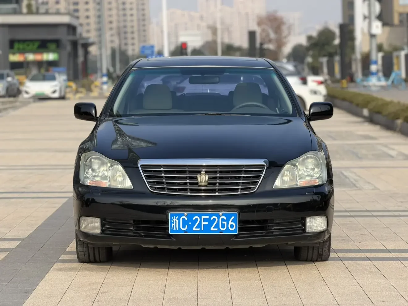 Toyota crown