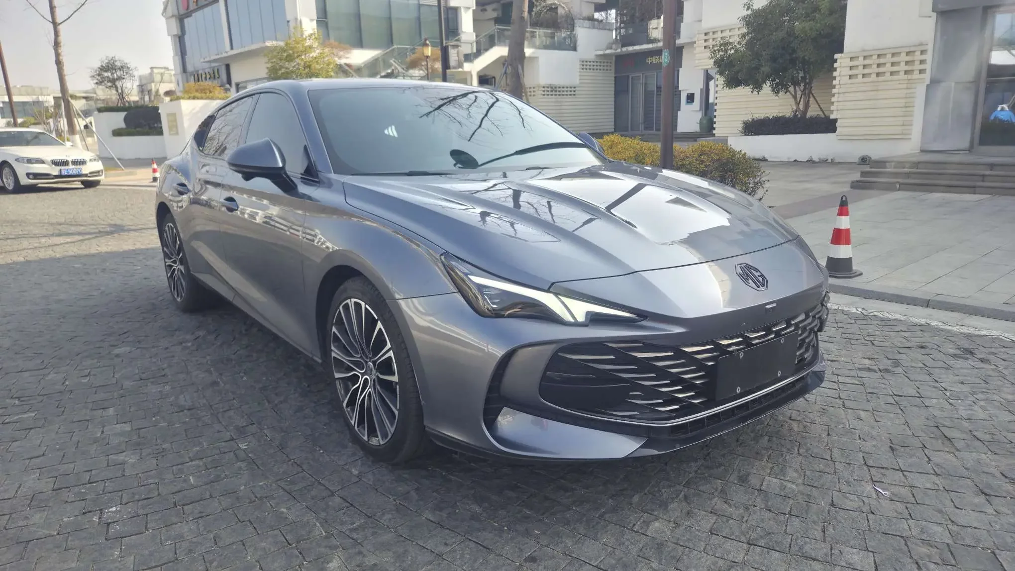 MG 7