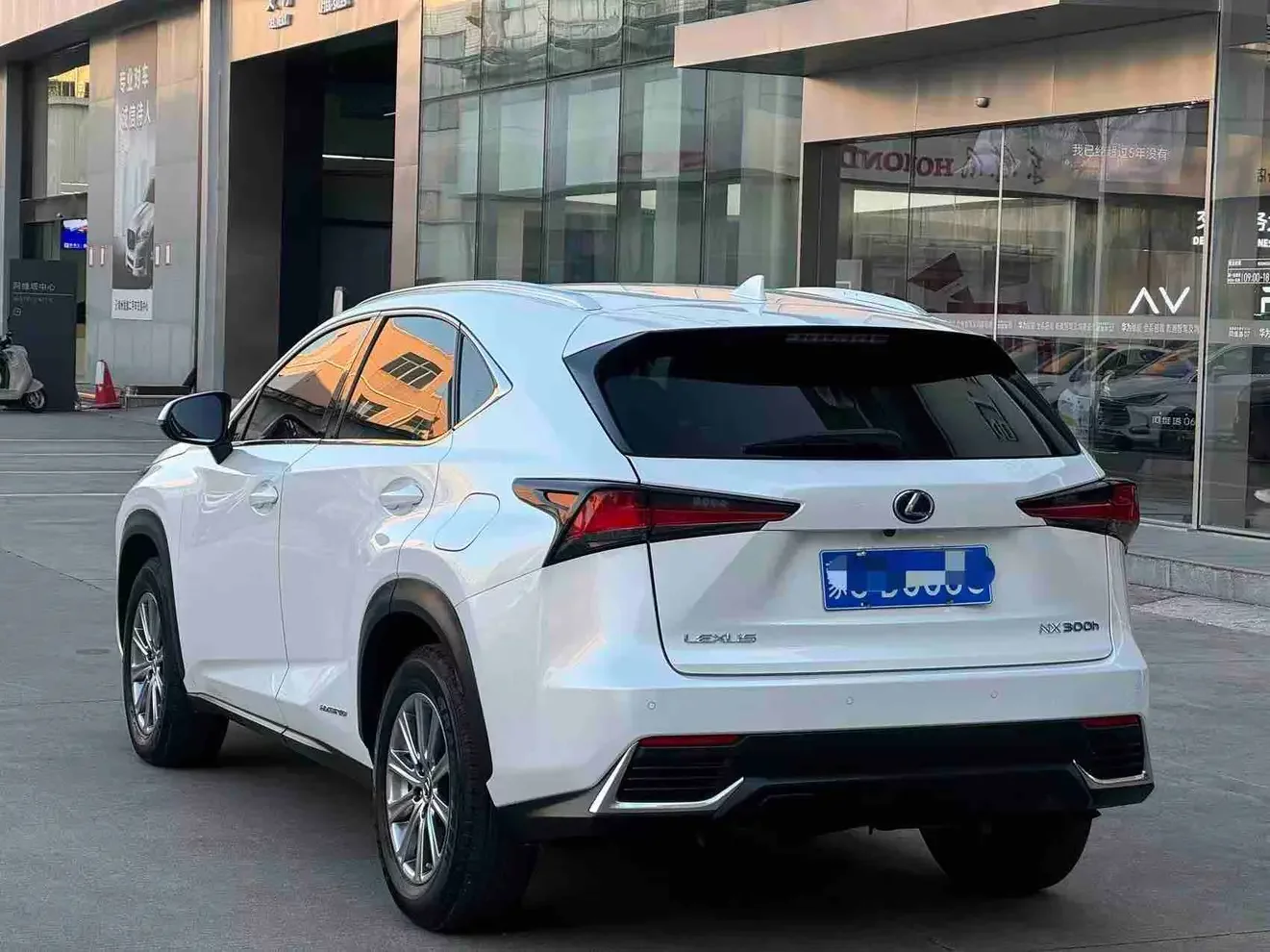 Lexus NX