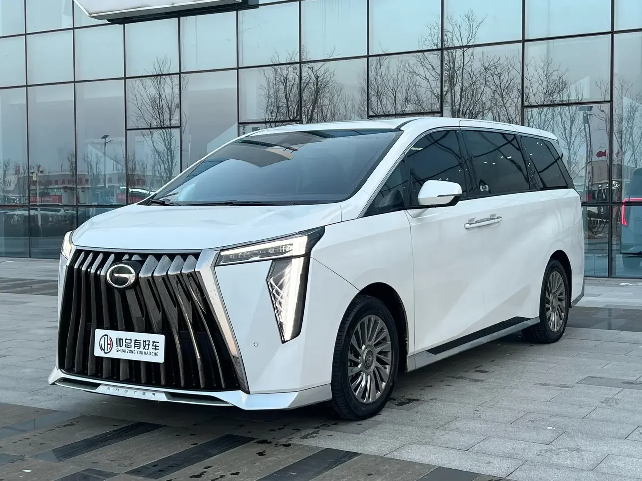 GAC Trumpchi M8