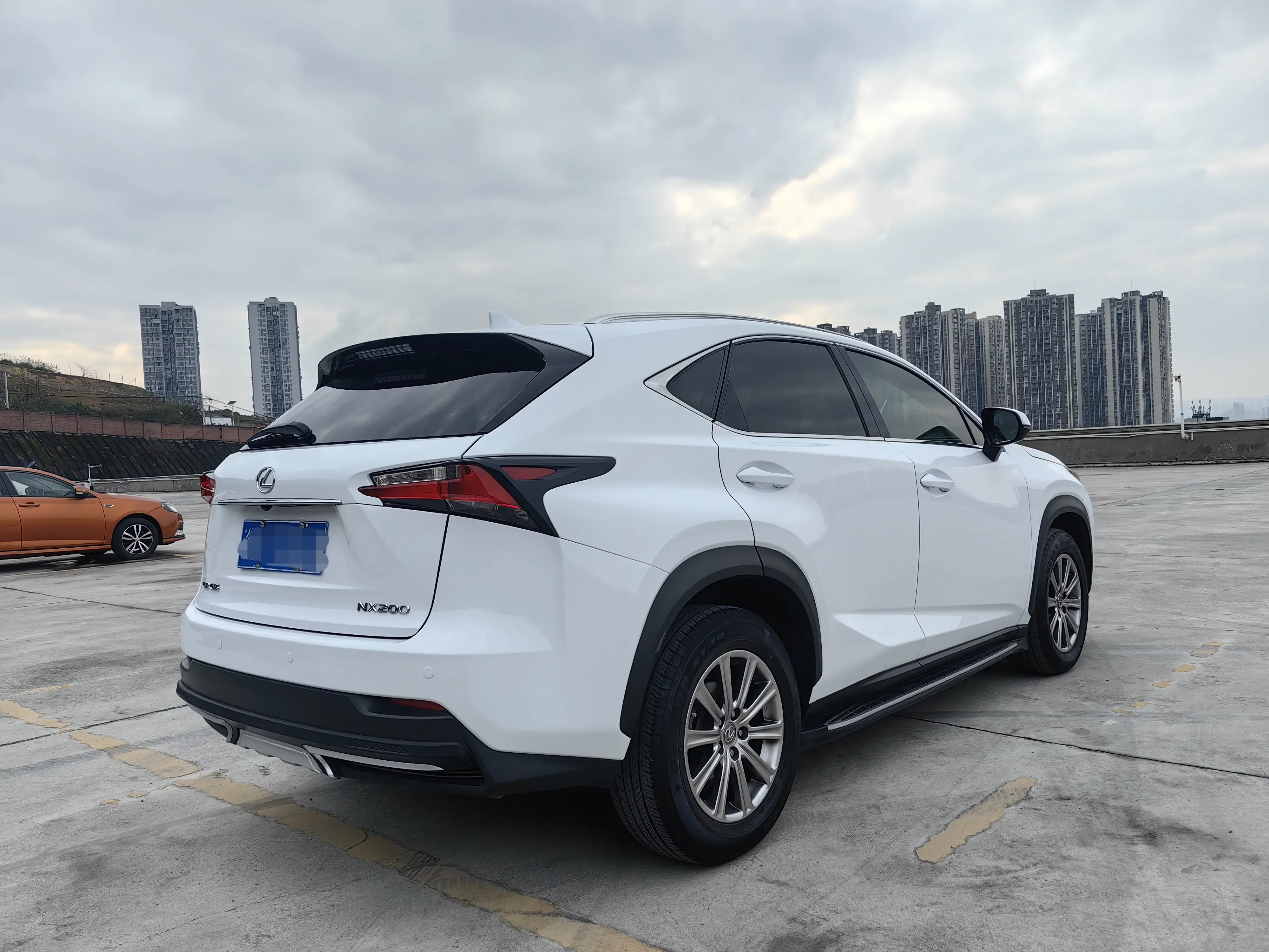 Lexus NX
