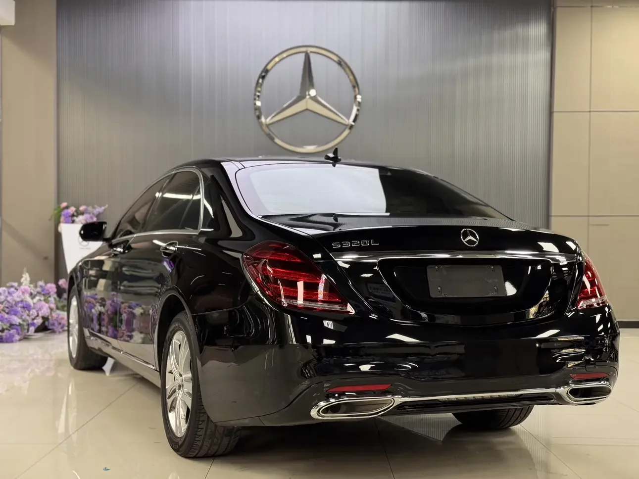 Mercedes-Benz S Class
