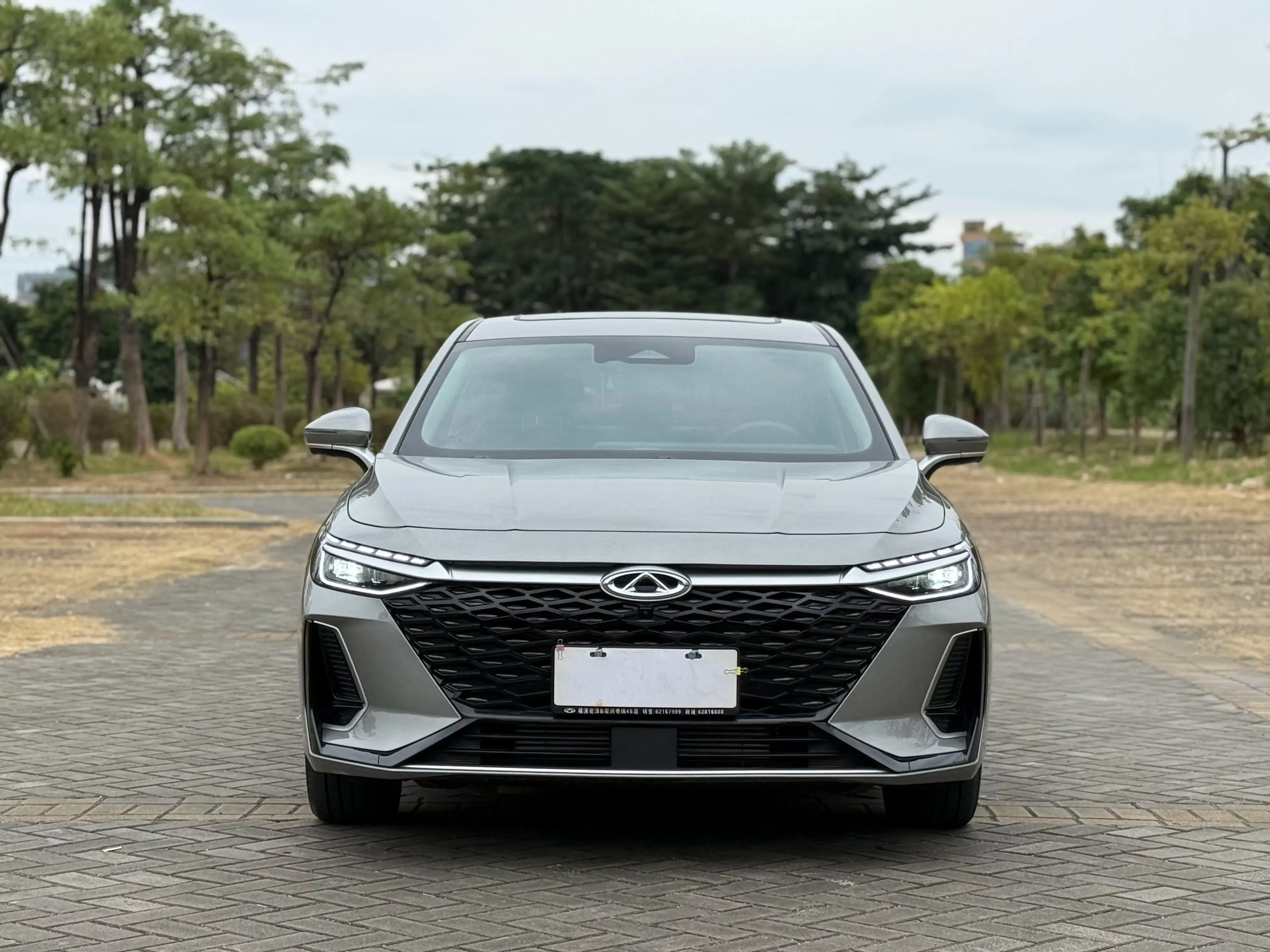 Chery Arrizo 8