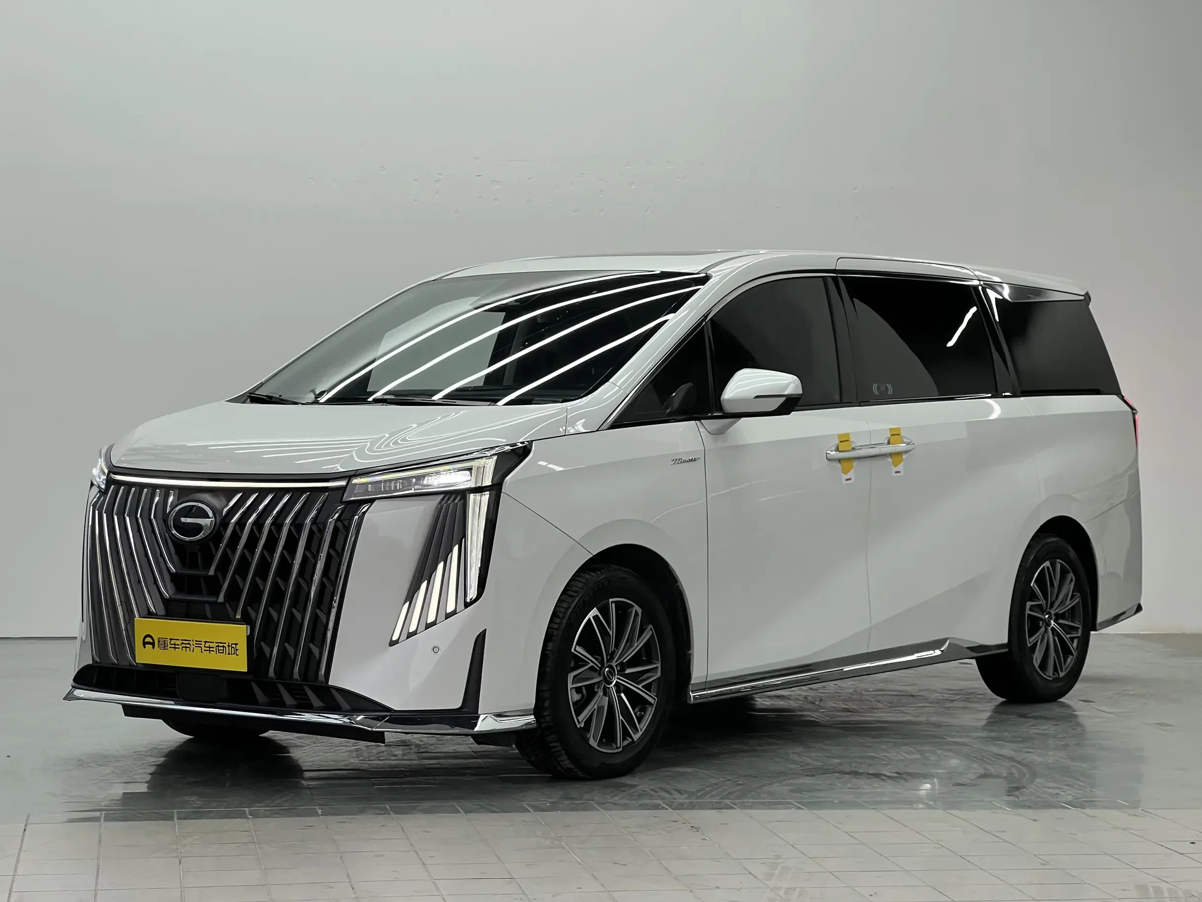 GAC Trumpchi M8