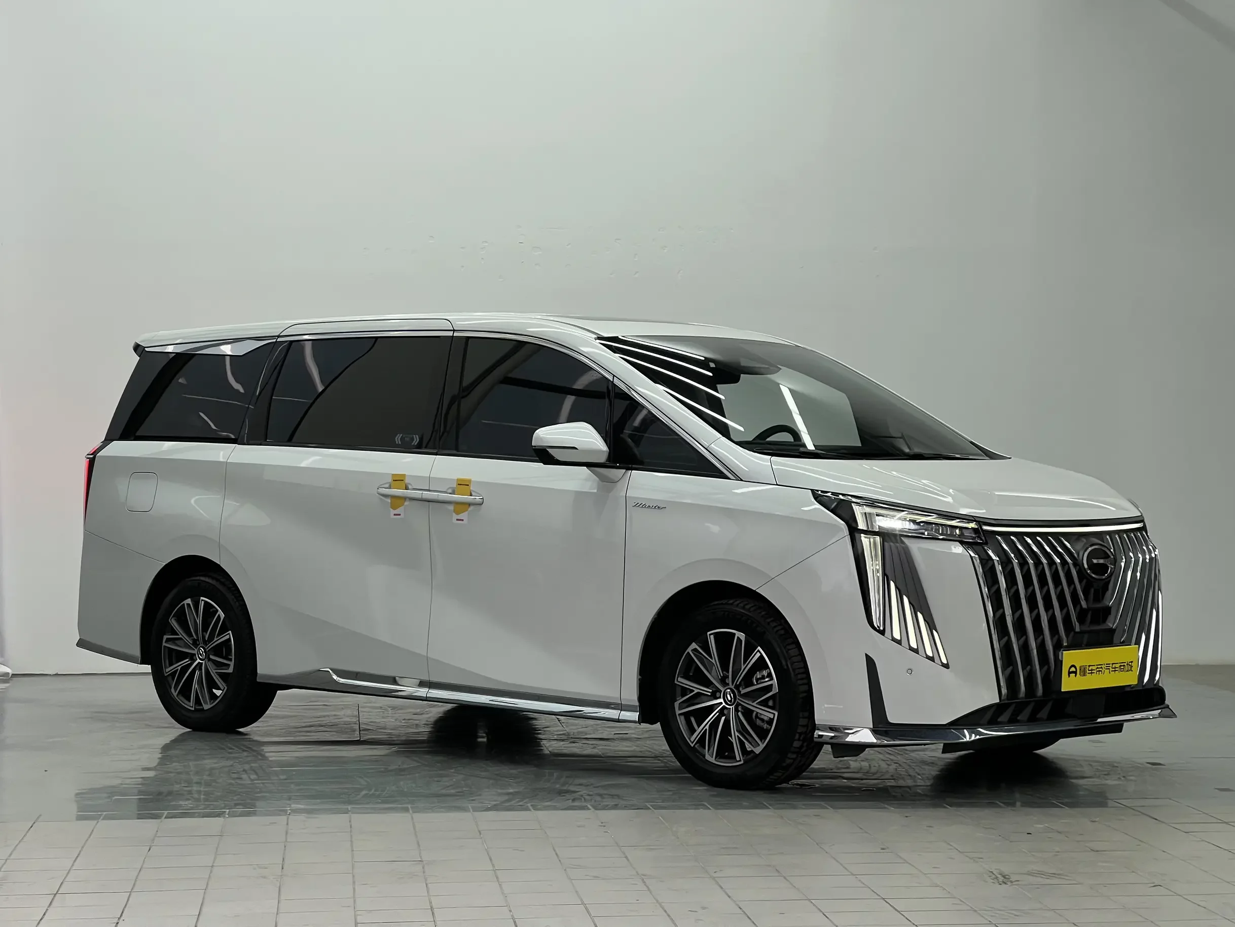 GAC Trumpchi M8