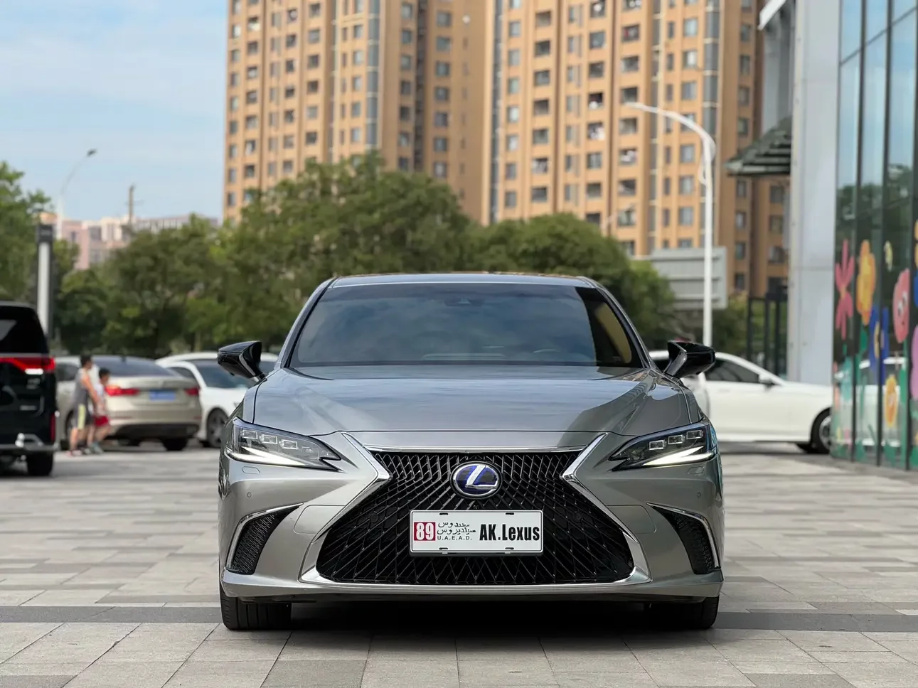 Lexus ES