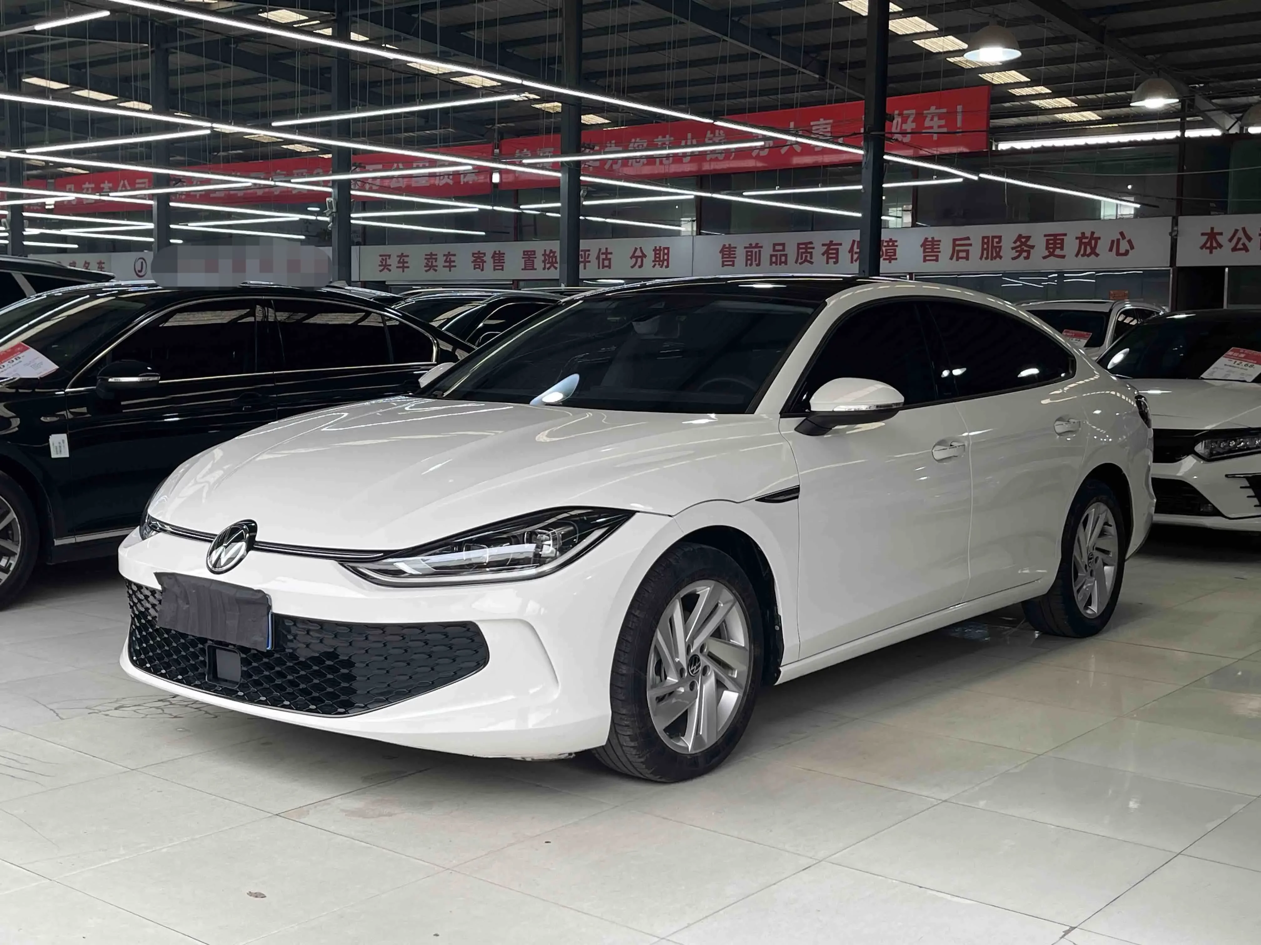 VOLKSWAGEN LAMANDO