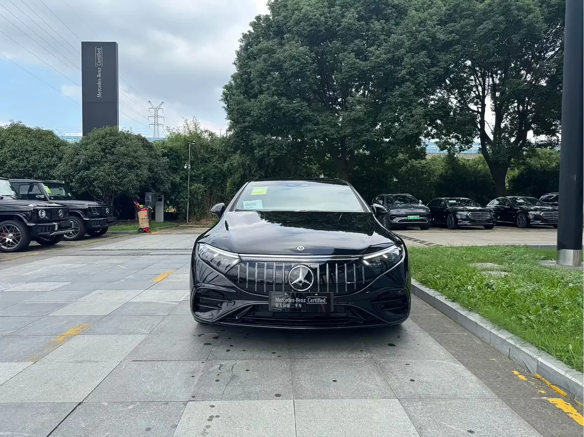 Mercedes-Benz EQS AMG