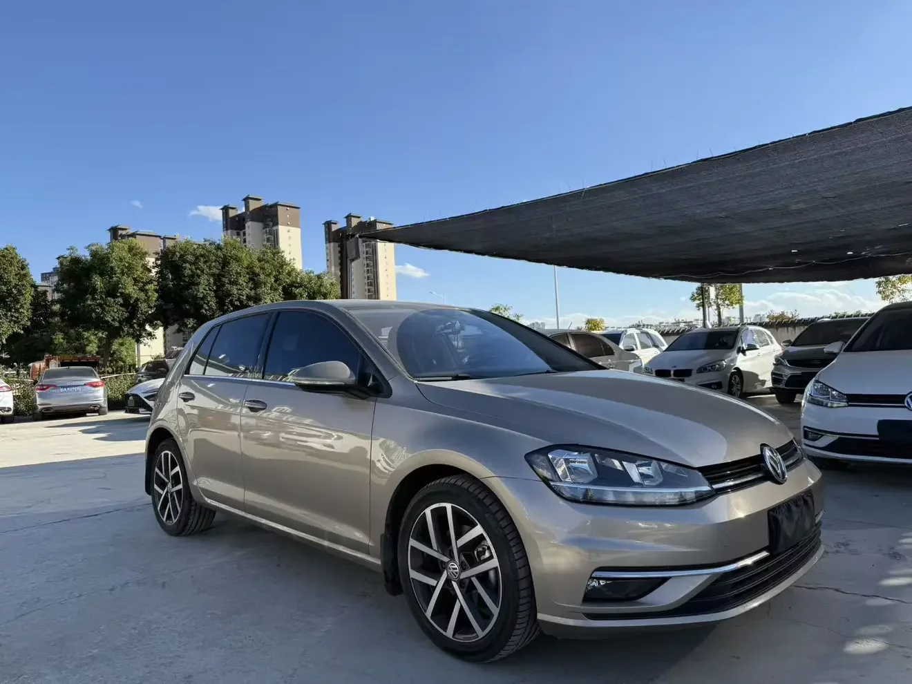 Volkswagen golf