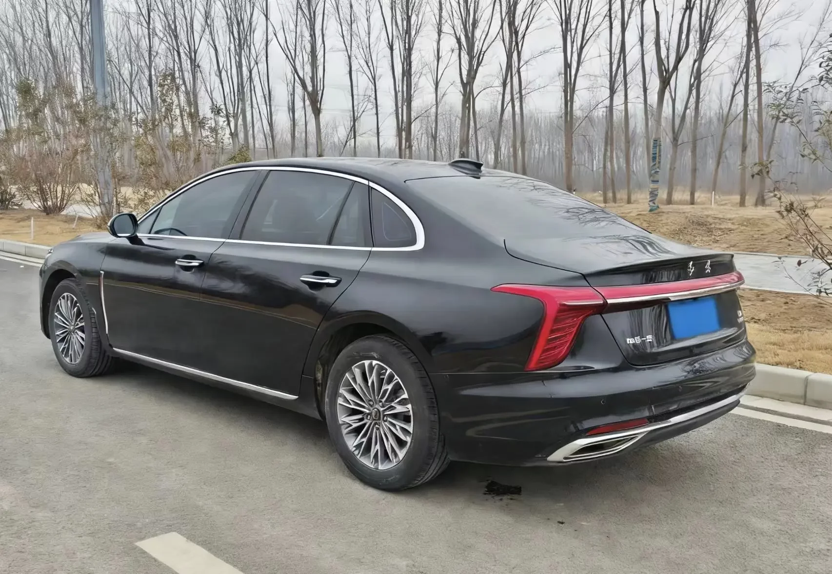 Hongqi H5