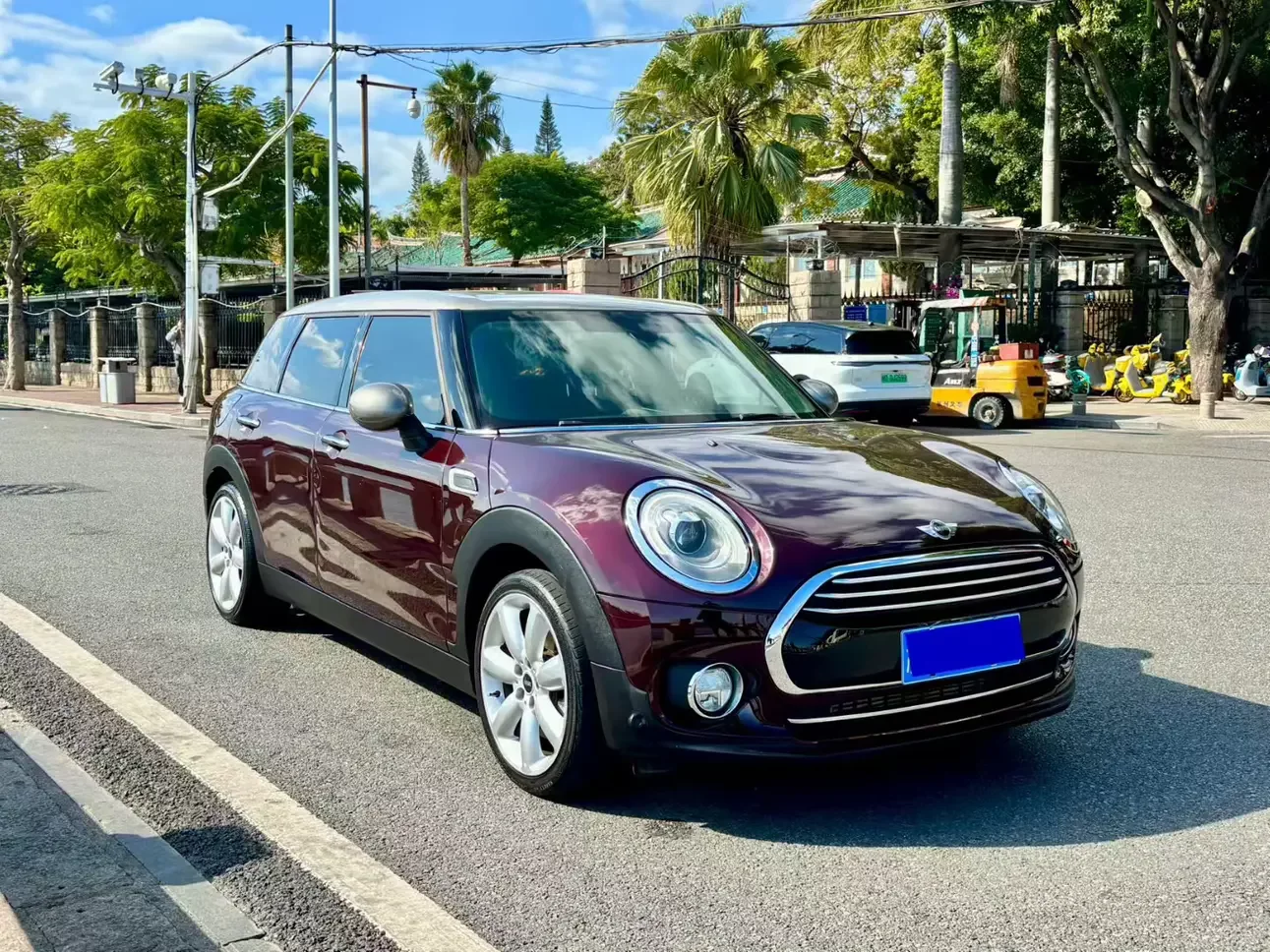 MINI CLUBMAN
