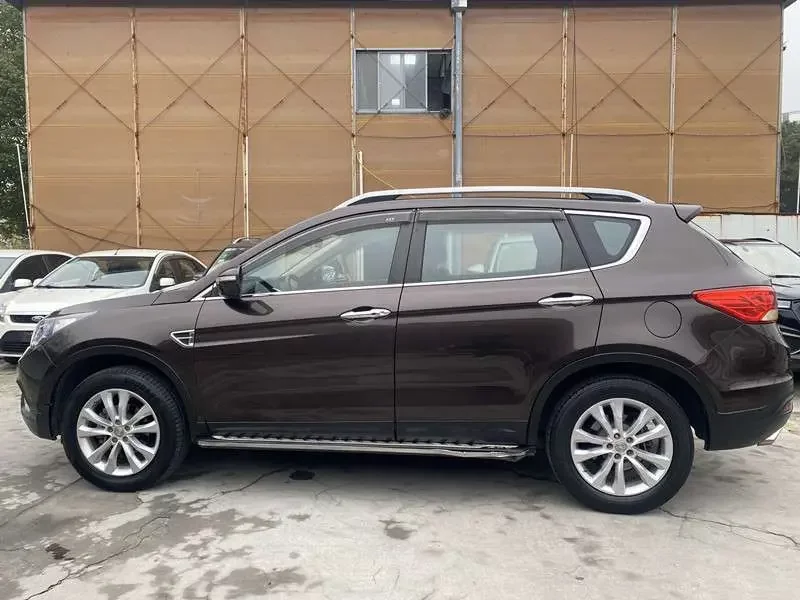 Dongfeng Fengshen AX7