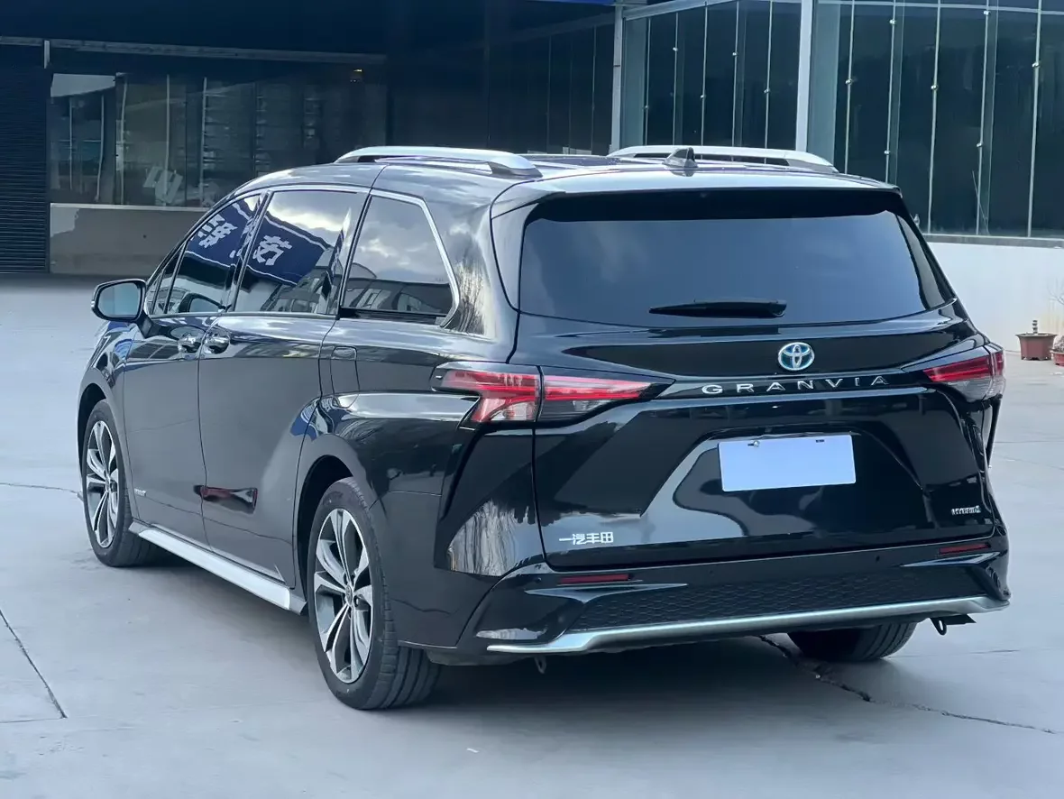 Toyota Granvia