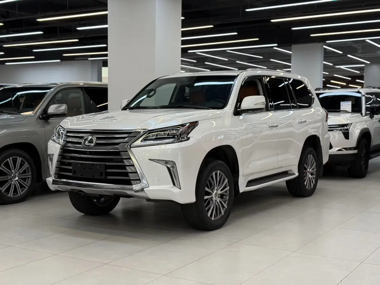 Lexus LX