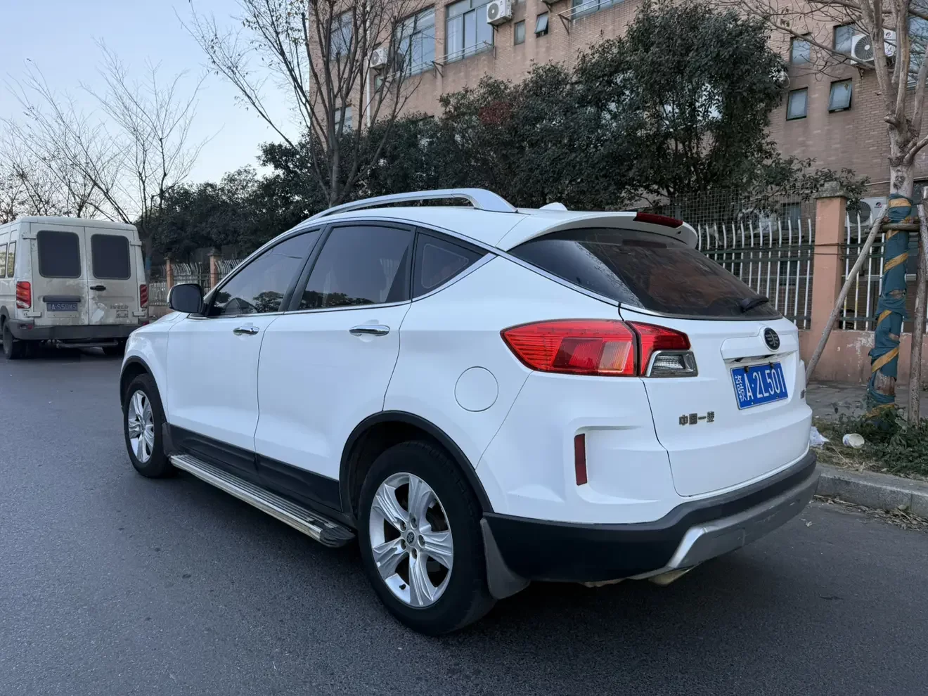 FAW Bestune X80