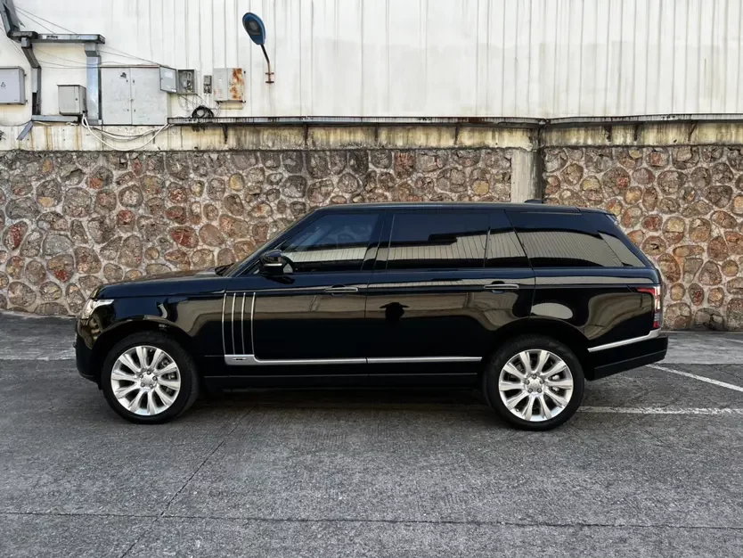 Land Rover range rover