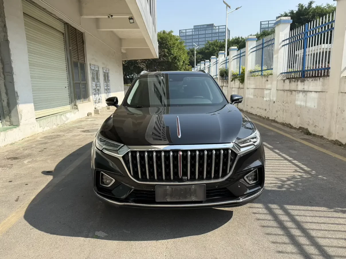 Hongqi HS5