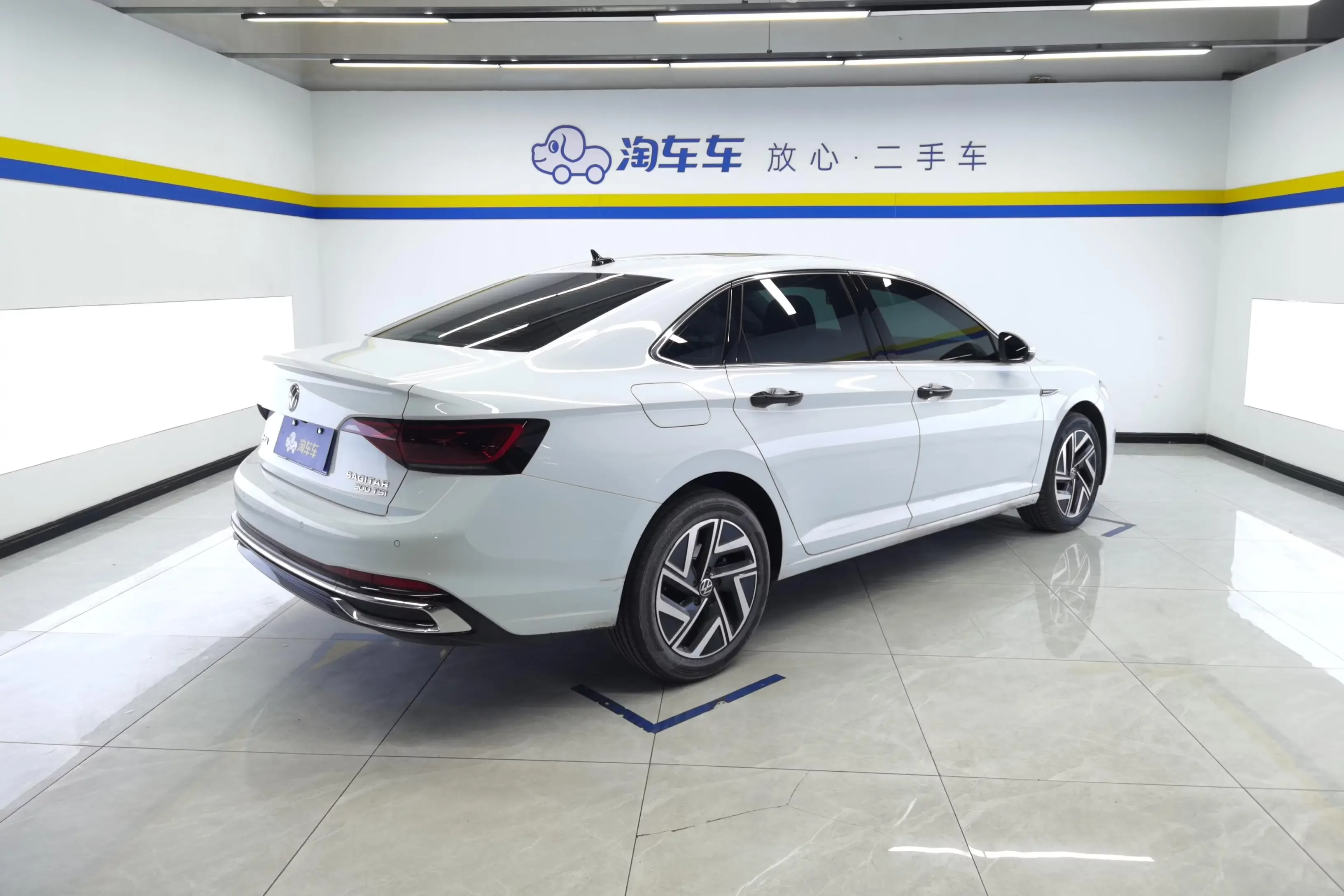 Volkswagen Sagitar