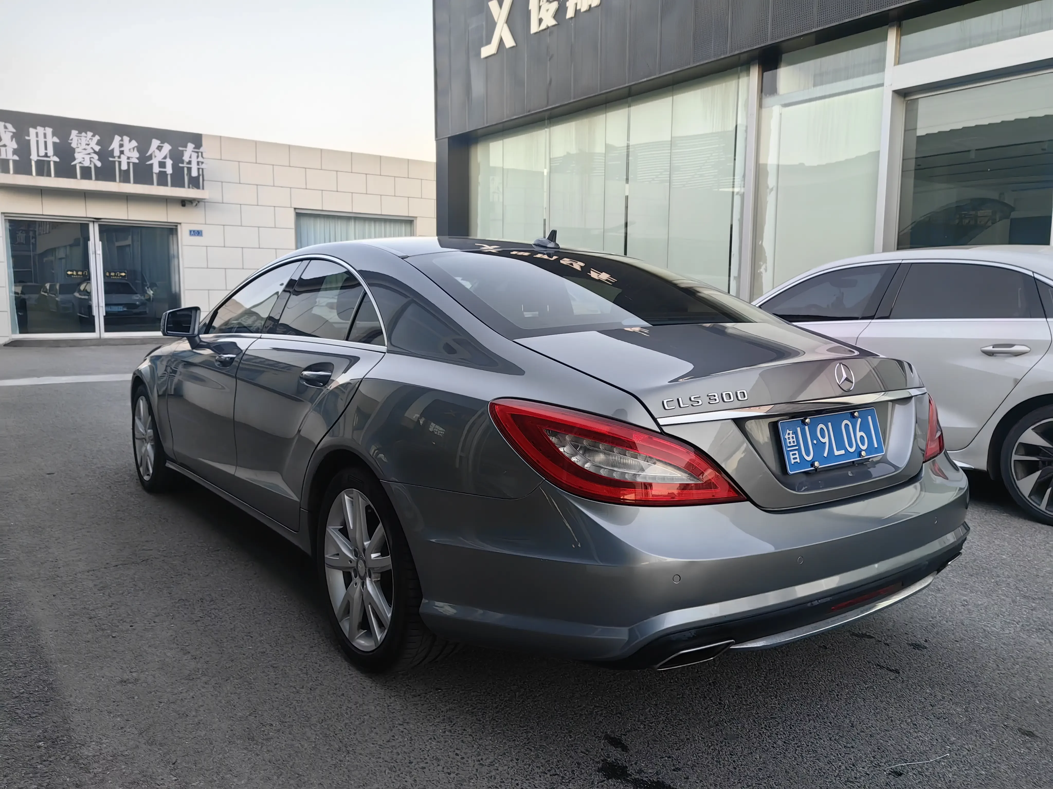 Mercedes-Benz CLS