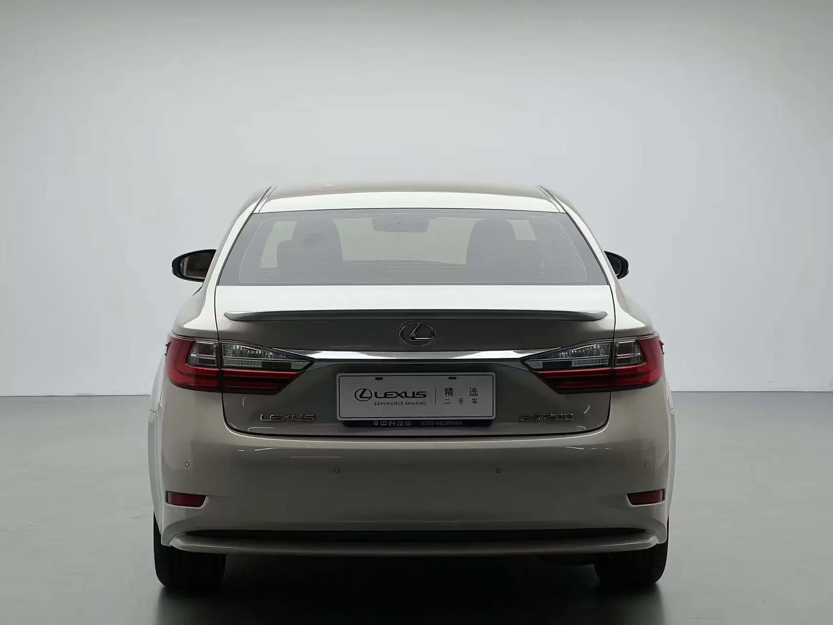 Lexus ES
