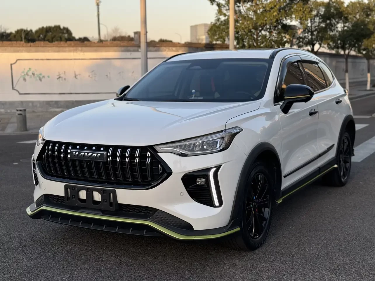 Haval Harvard Red Rabbit