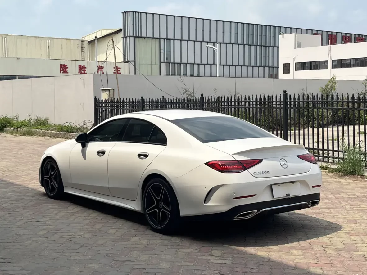 Mercedes-Benz CLS