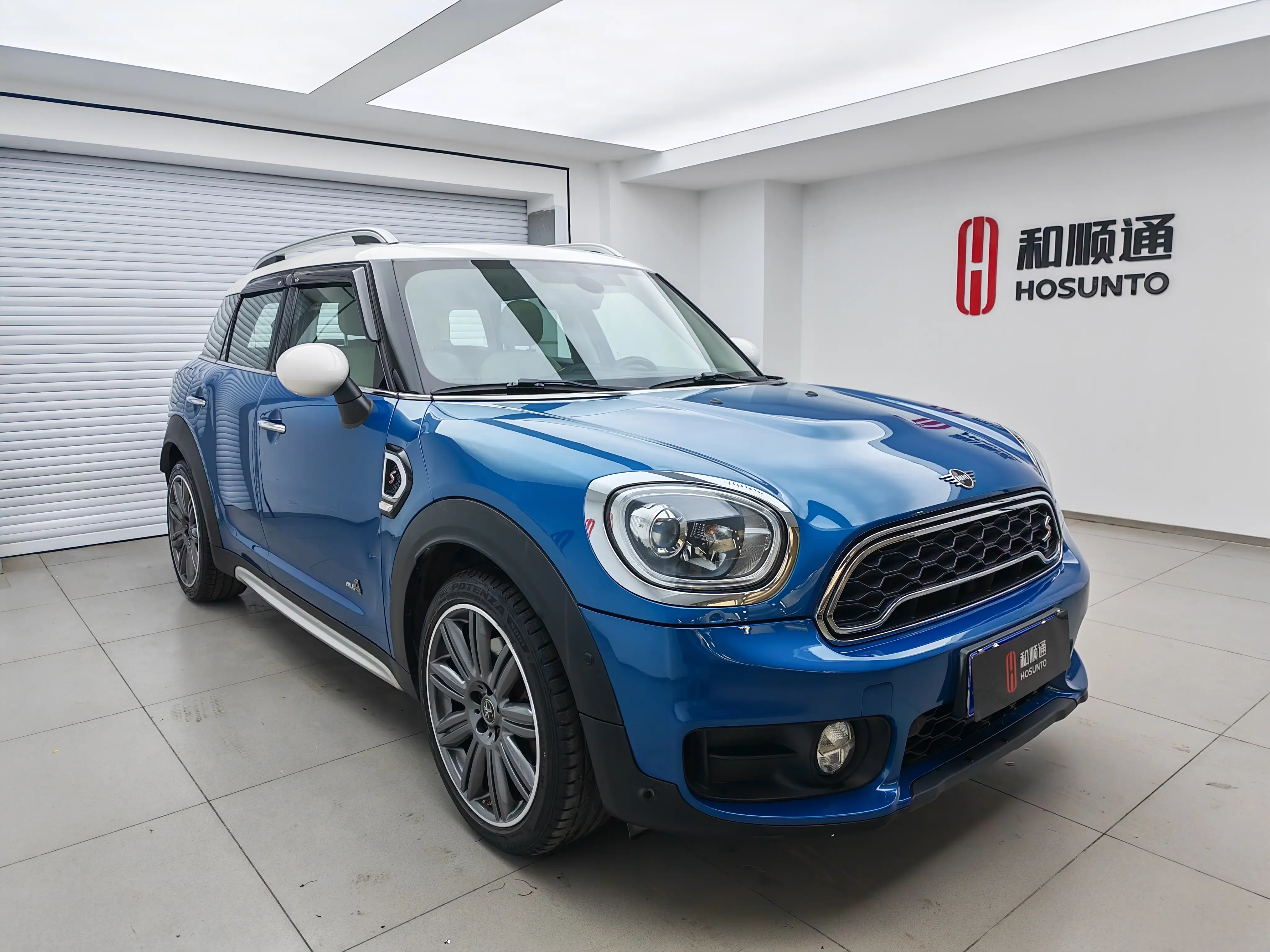 MINI COUNTRYMAN