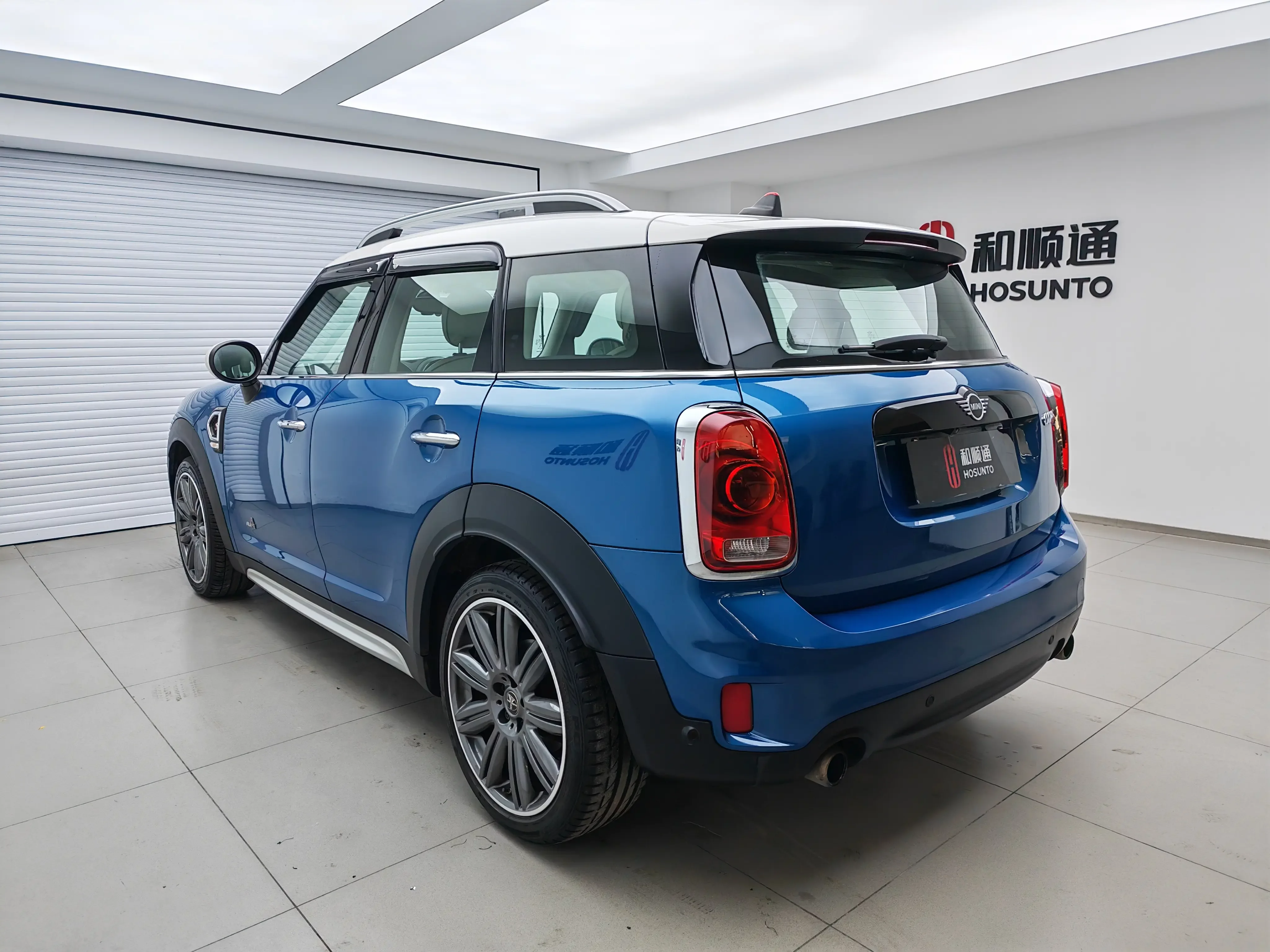 MINI COUNTRYMAN