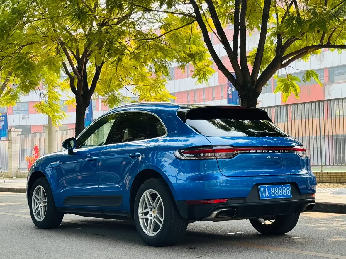 Porsche Macan