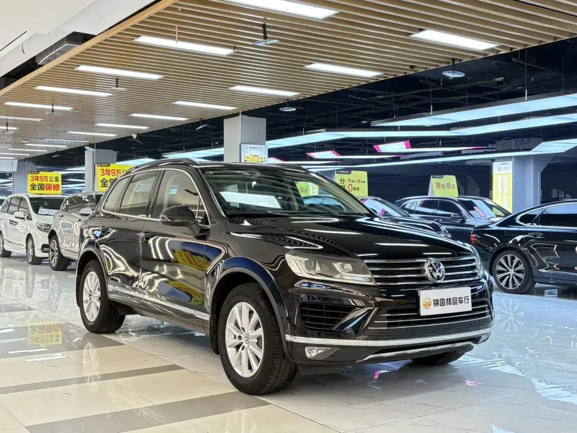 Volkswagen Touareg