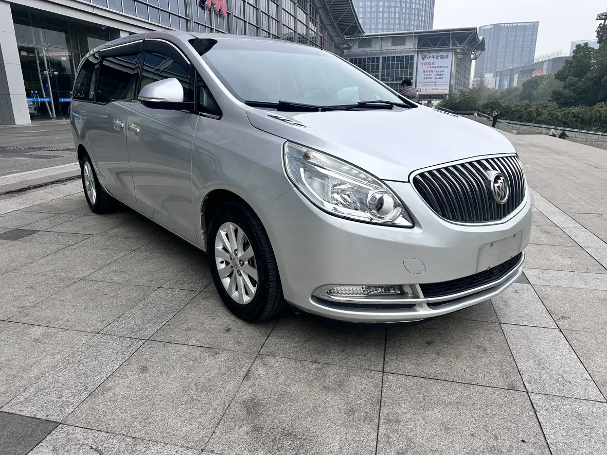 Buick GL8