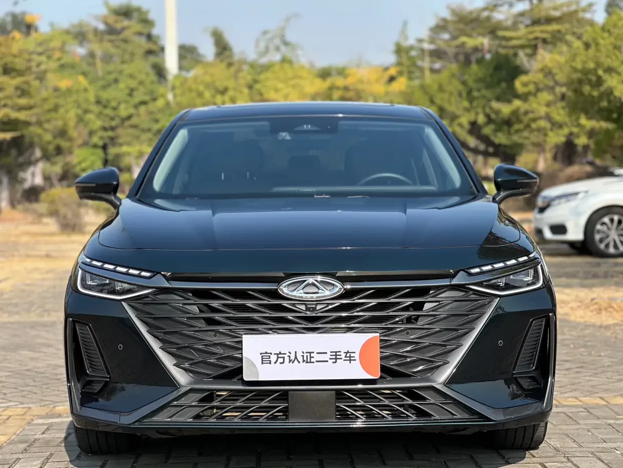 Chery Arrizo 8