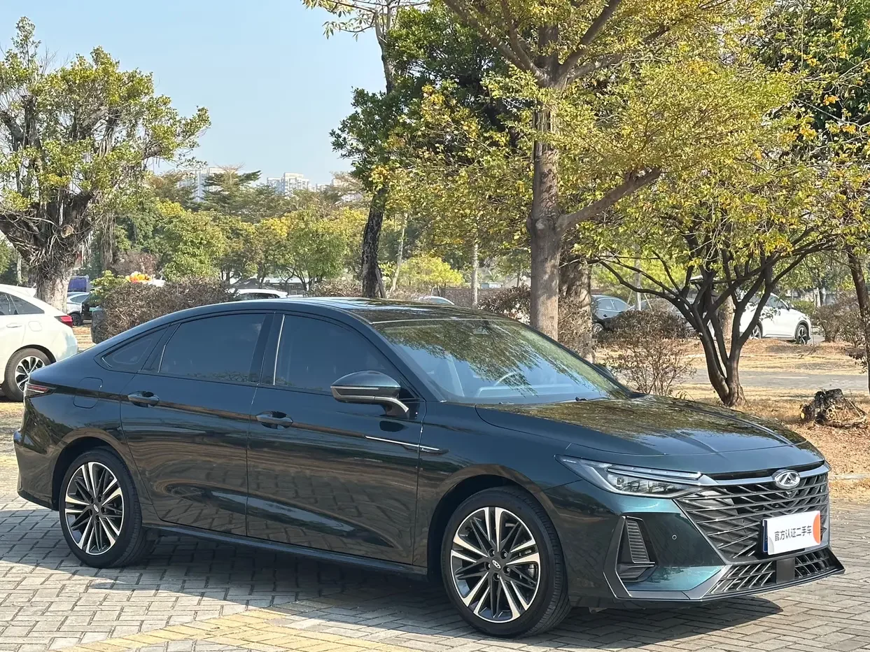 Chery Arrizo 8