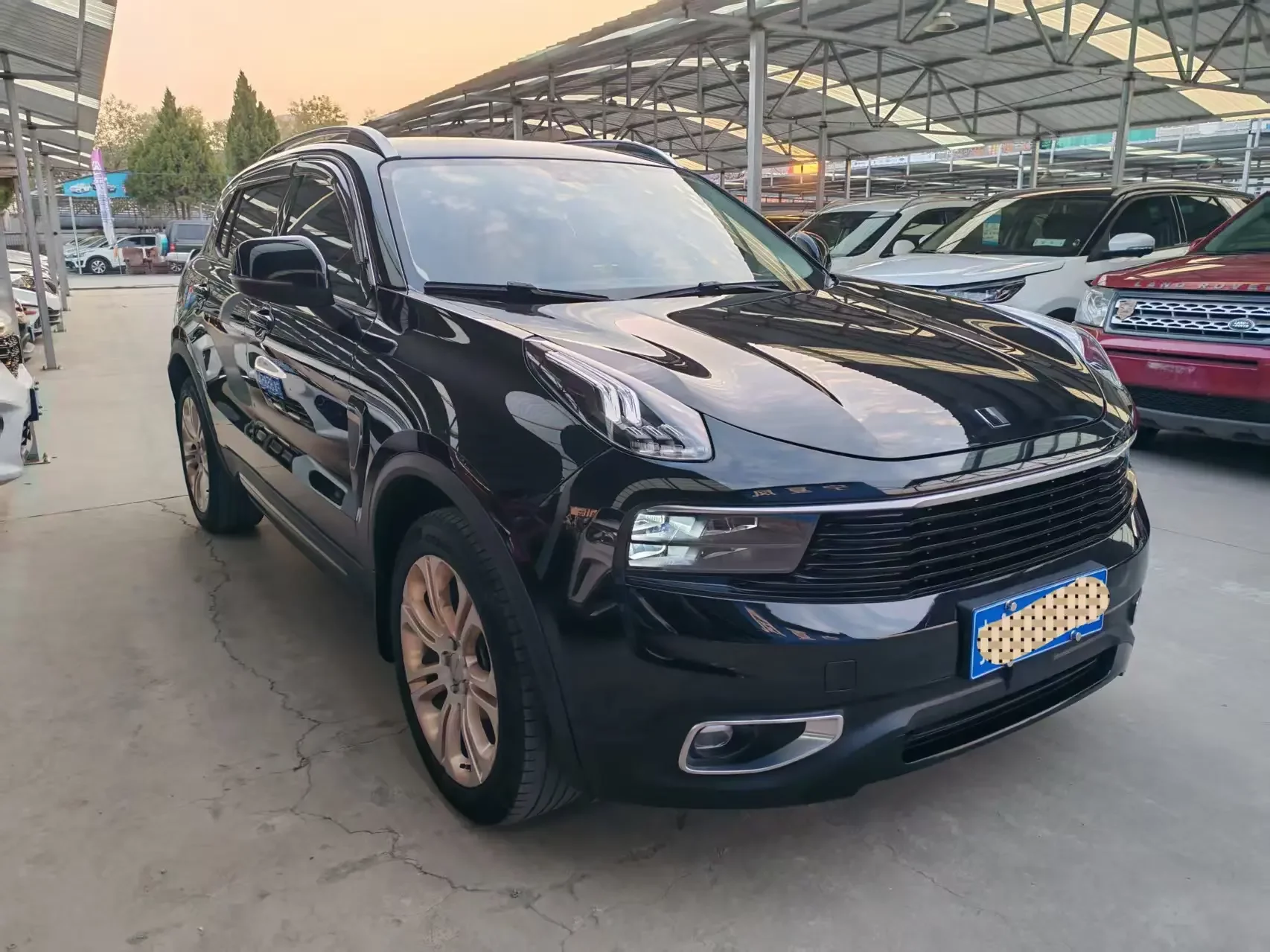 Lynk & Co 01