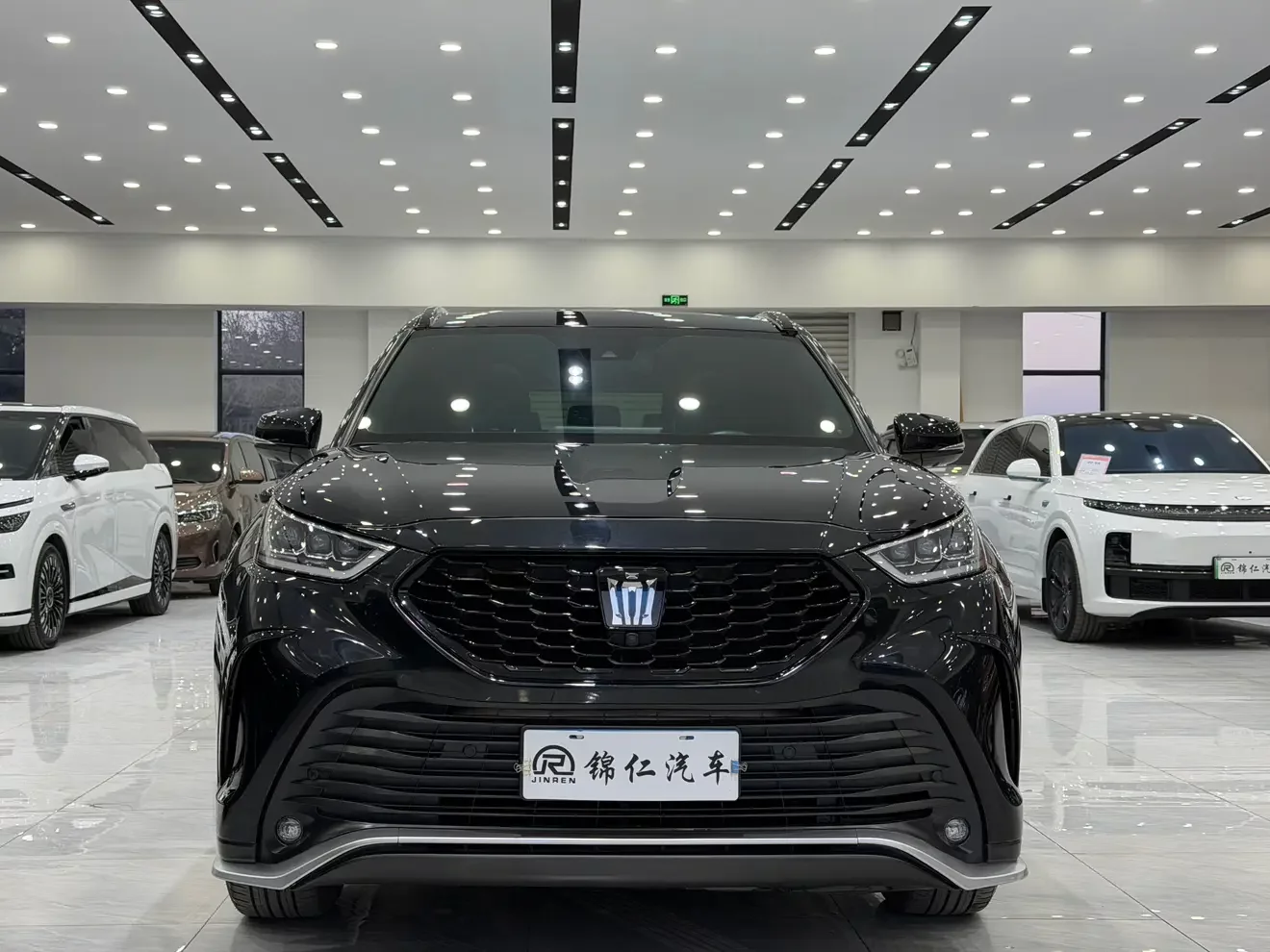Toyota Crown Kluger