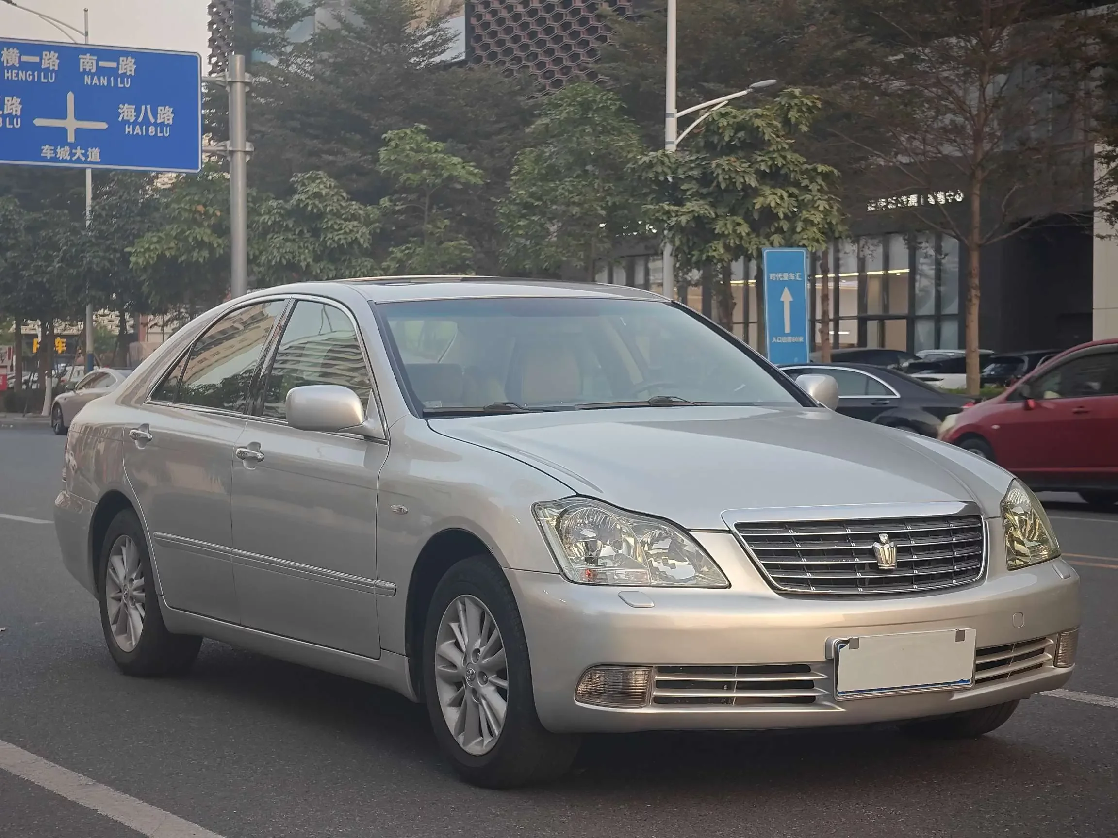 Toyota crown