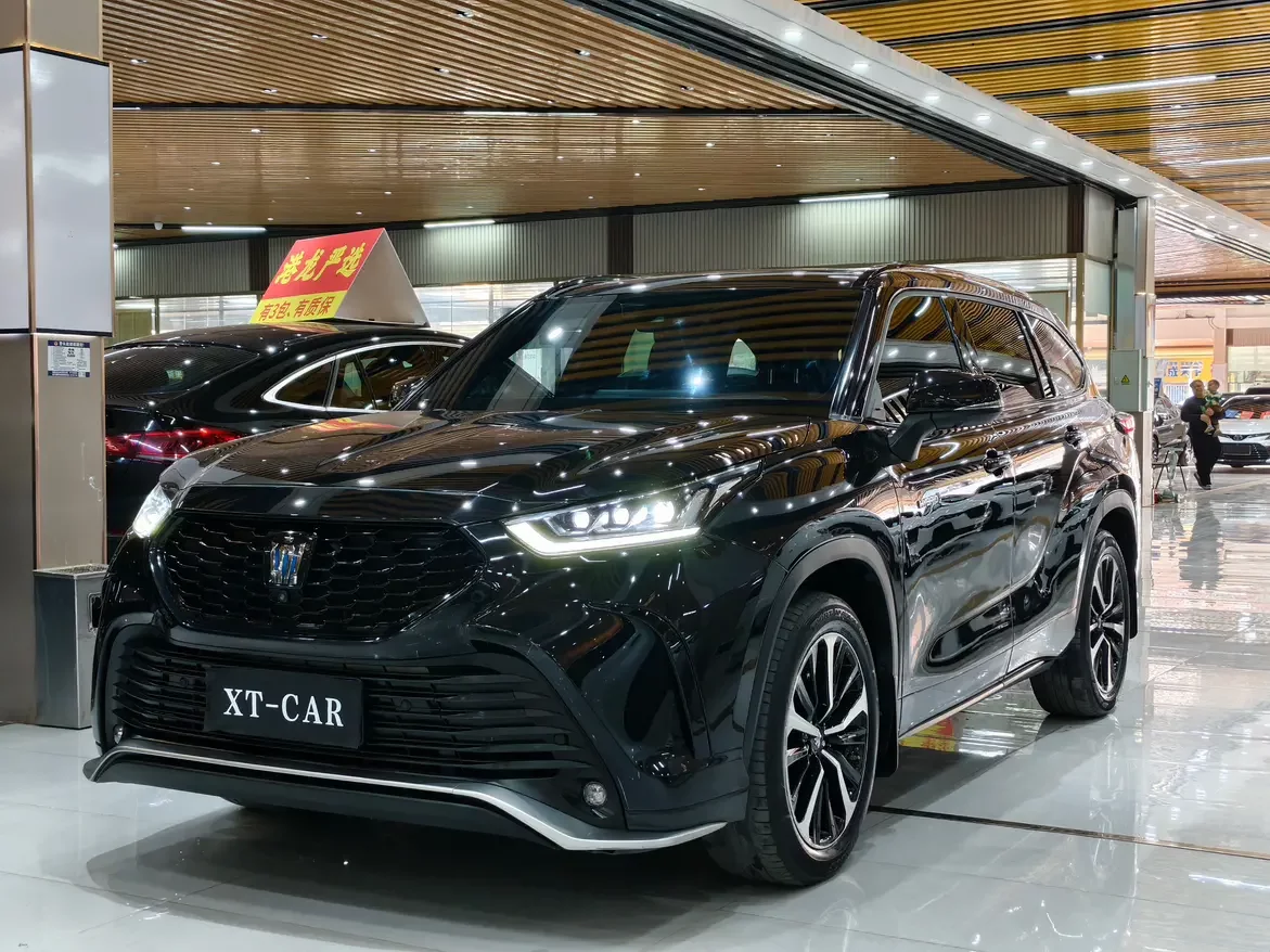 Toyota Crown Kluger