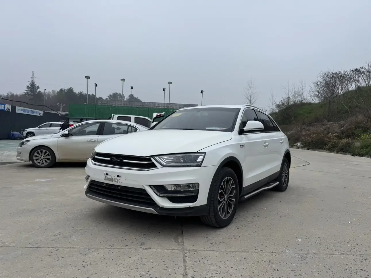 Zotye SR7