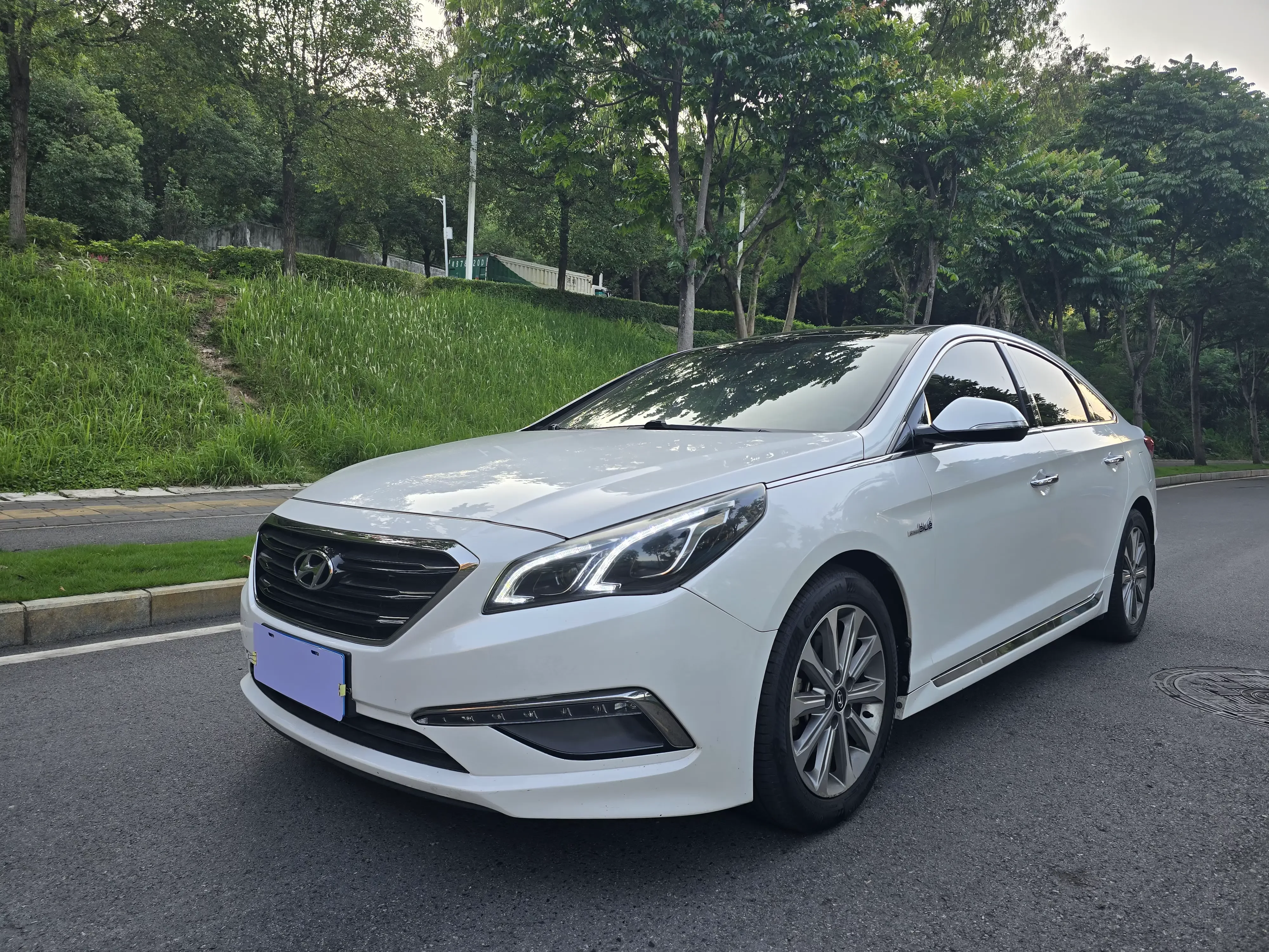 Hyundai sonata nine