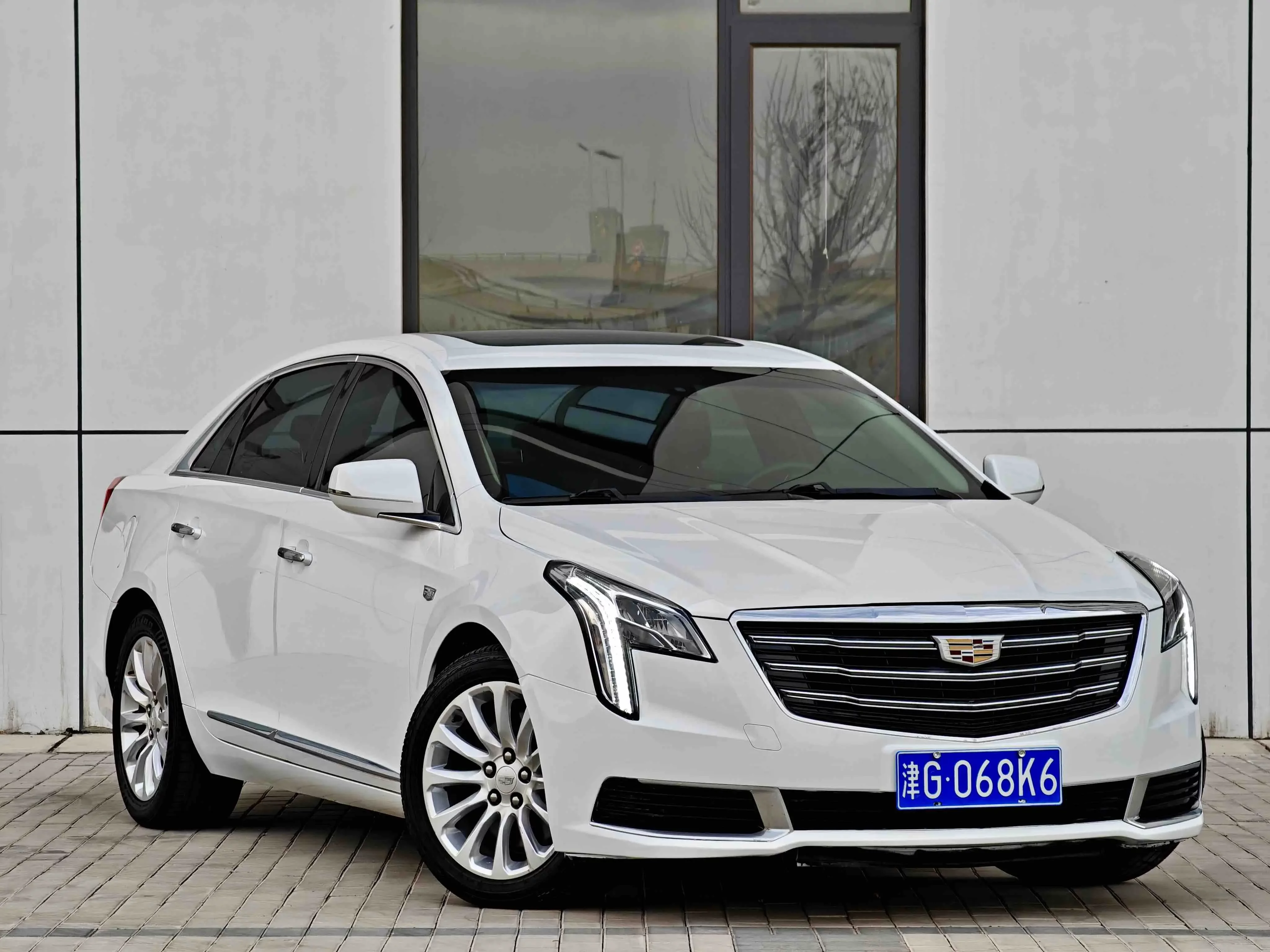 Cadillac XTS