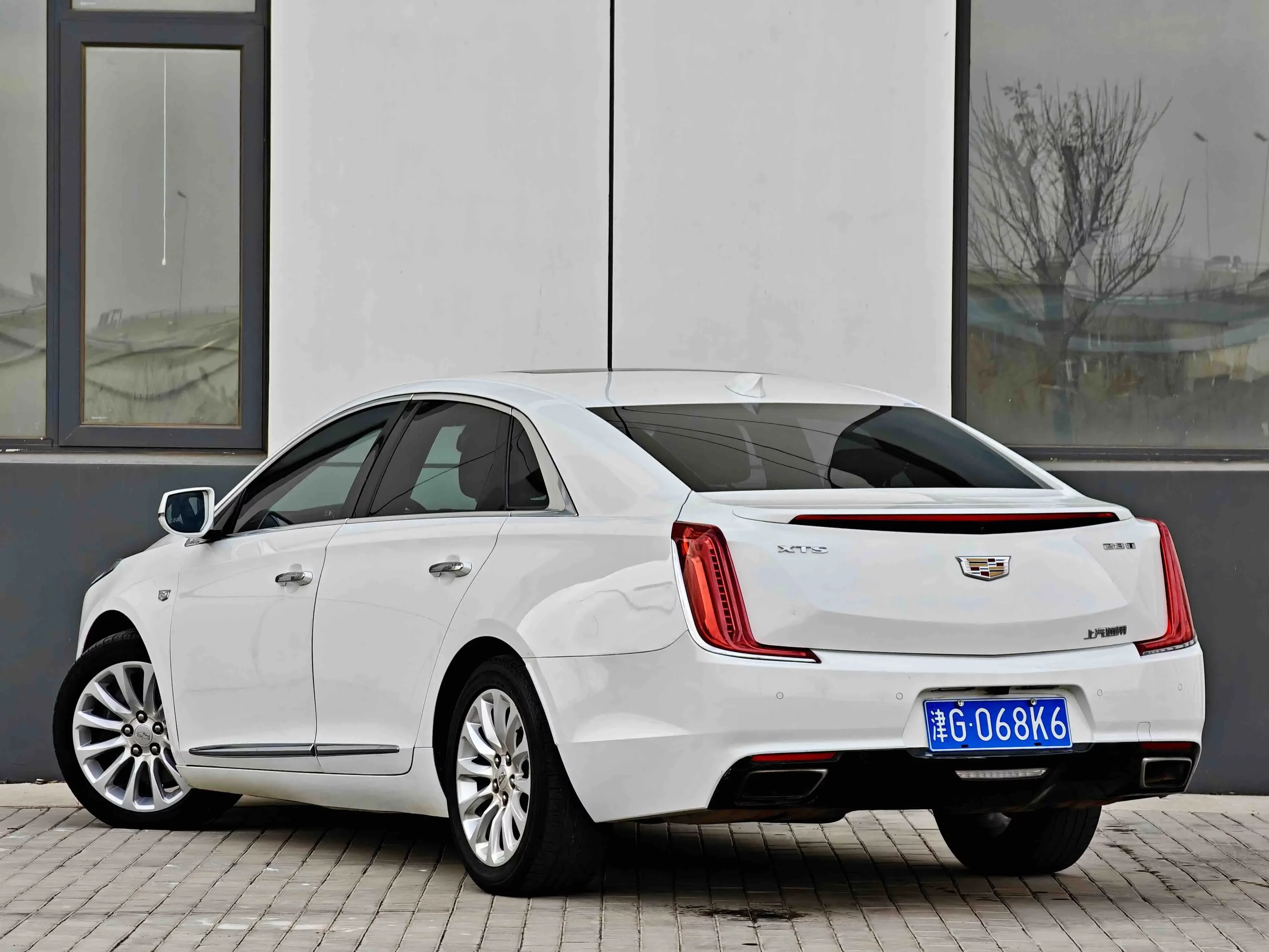 Cadillac XTS