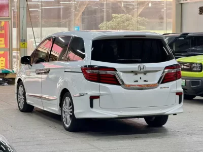 Honda Elysion